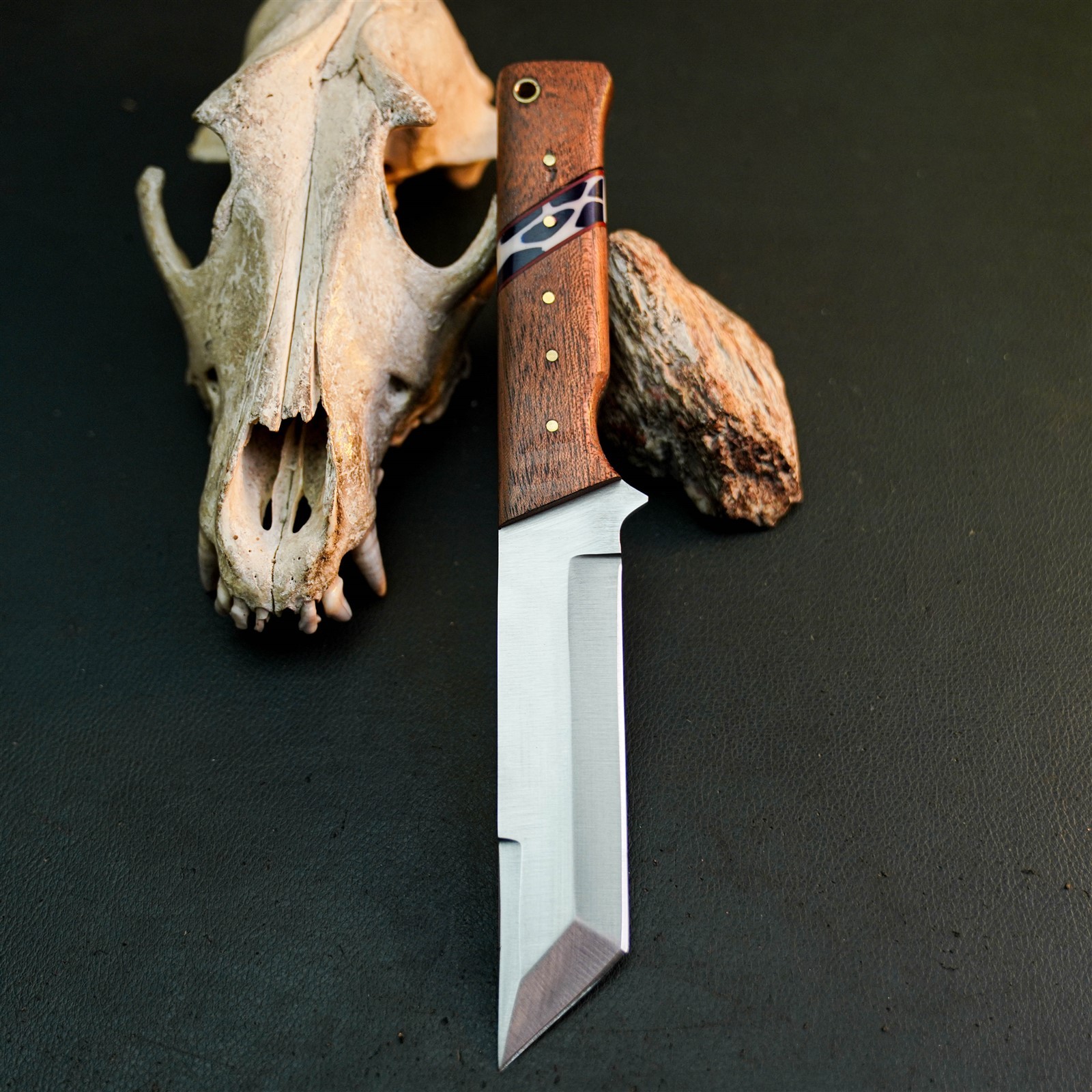 9.0″ Hunting EDC Stainless Knife Handmade Full Tang Wood Handle + Sheath