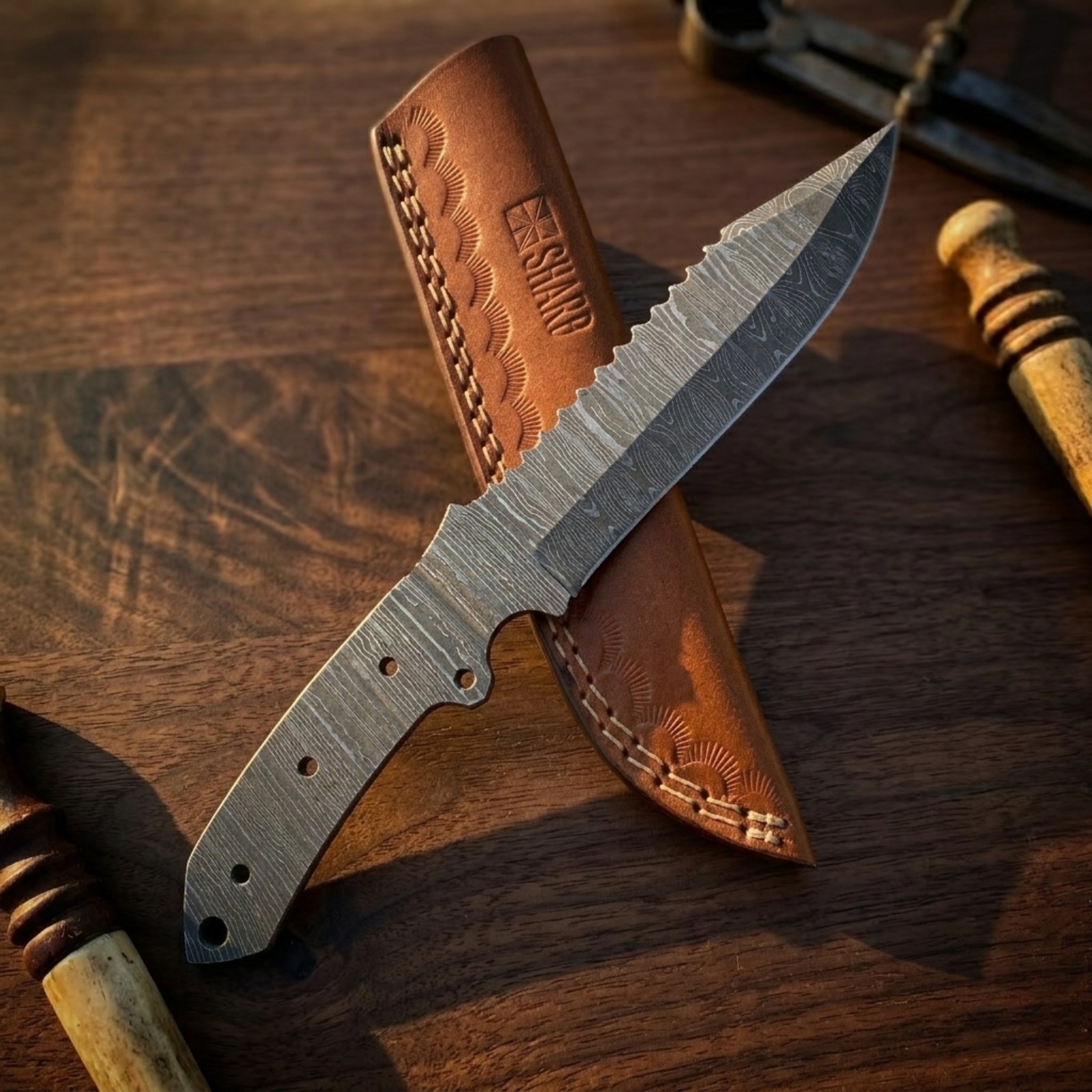 Hand Forged Damascus Blade Blank Tracker Hunting Knife DIY Full Tang with Sheath