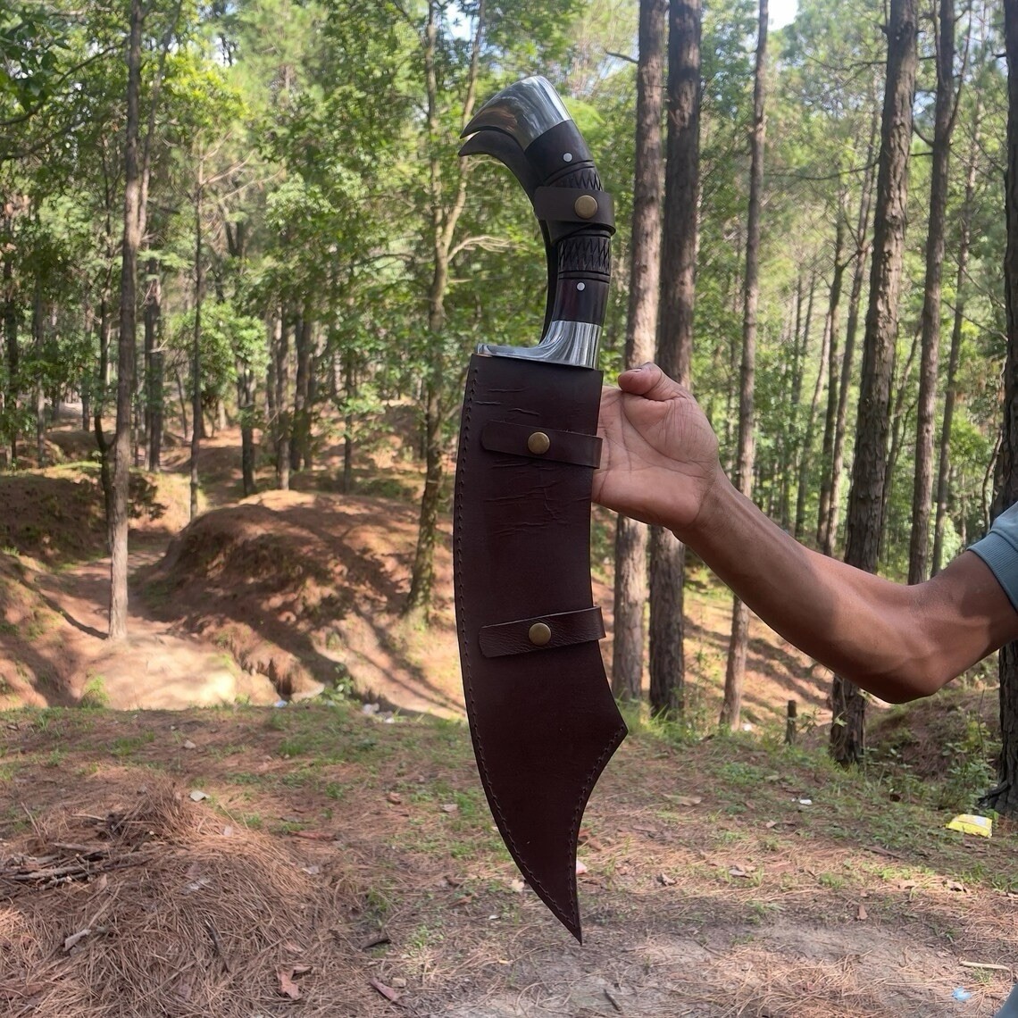 Custom Handmade D2 Tool Steel Machete – 20″ Combat & Survival Knife With Sheath