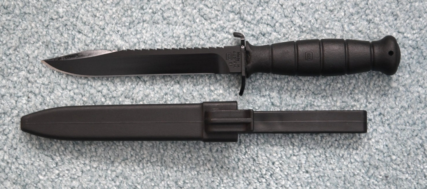 AUSTRIAN GLOCK 81 COMBAT KNIFE -NICE Sawback-