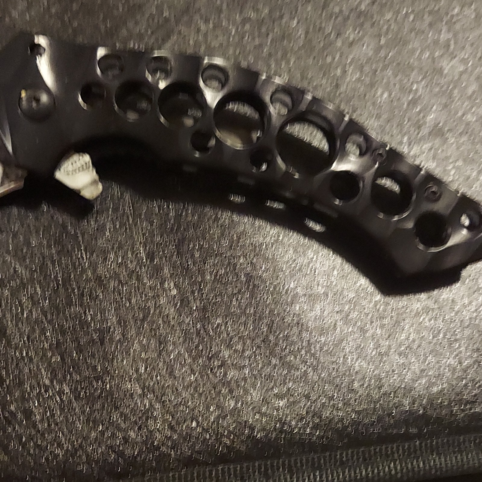 SP1631 Skull Blade Black Assisted Opening Drop Point Pocketknife Clip 2.76-4in