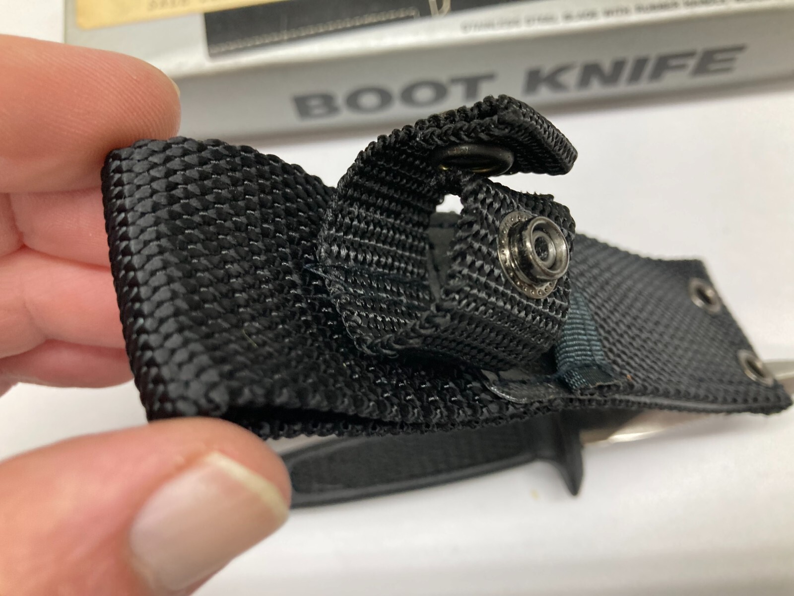 Fixed Blade Knife, Silver Blade, with Nylon Sheath G-011N 4.0268 91.26