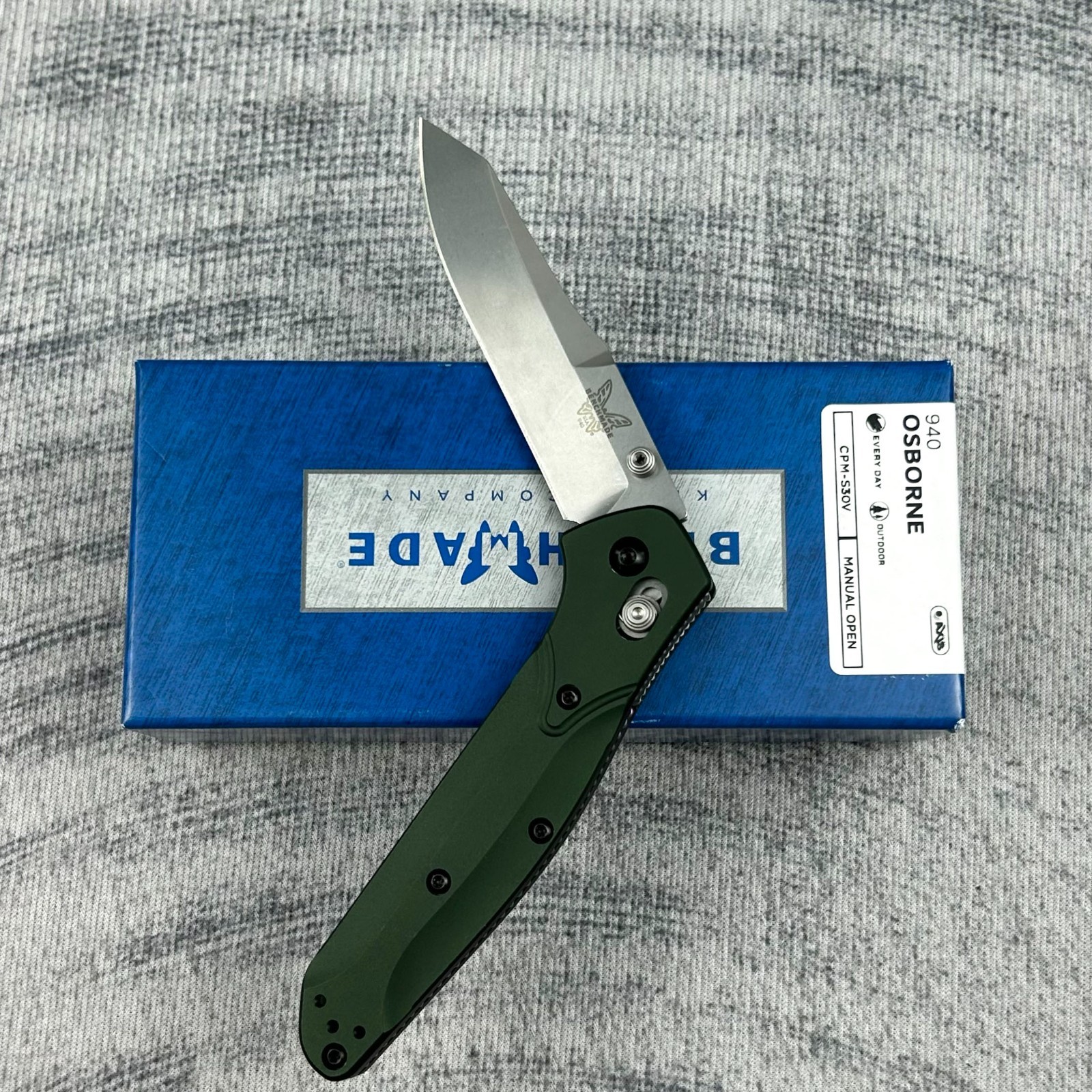 Benchmade Osborne/940 CPM-S30V Stainless Steel 3.4″Aluminum/Green Folding Knife