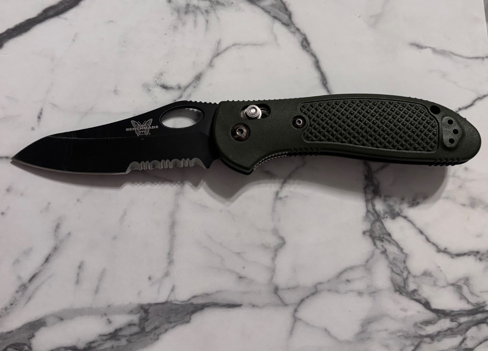 Benchmade Griptilian Pocket Knife Olive Drap Green Handle with Ambidextrous Axis