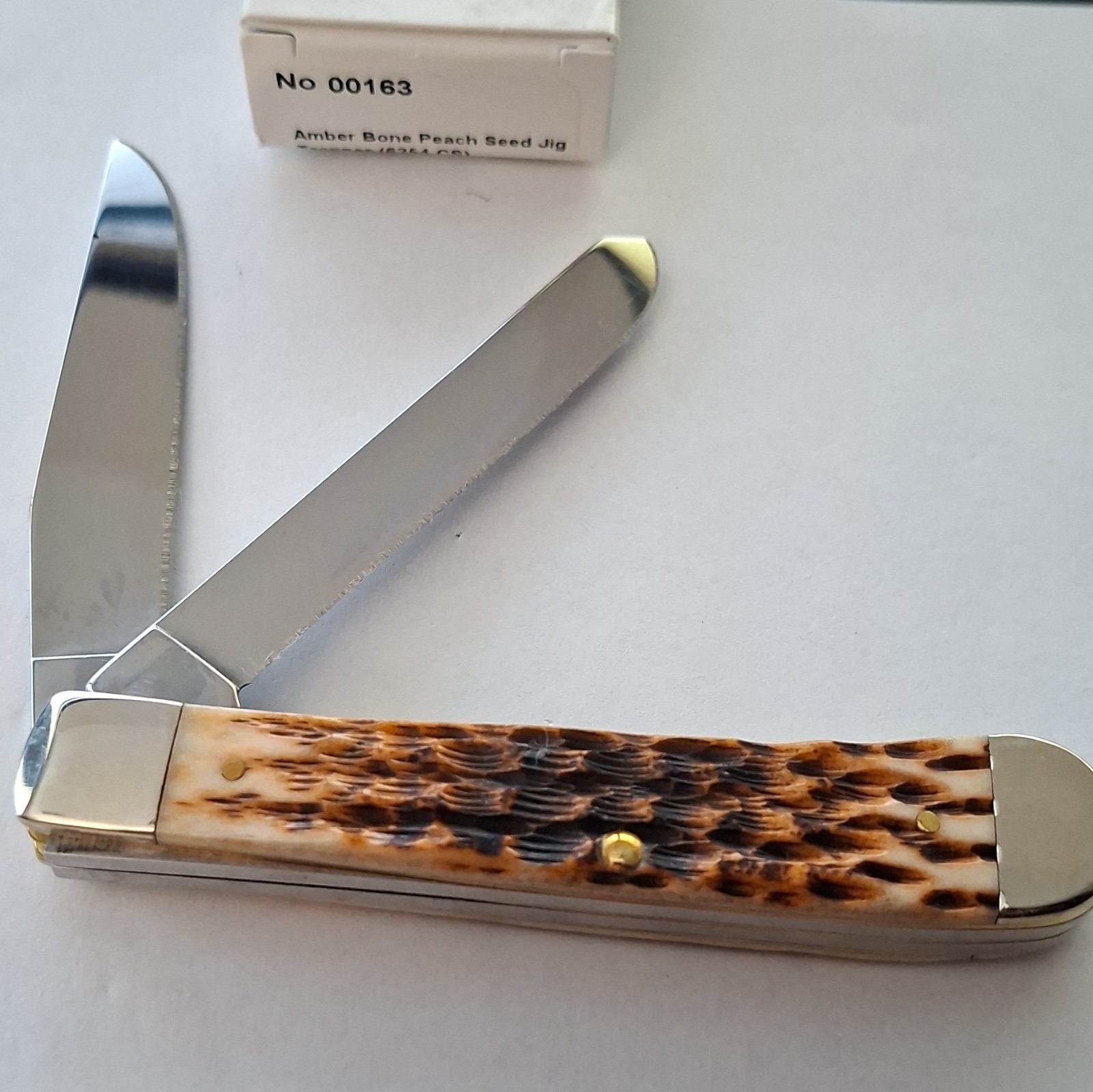 Case XX Amber Bone Peach Seed Jig 2-Blade SS Clip Point Slipjoint Under 2.75in