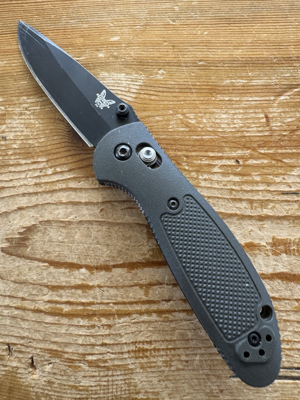 Benchmade Mini Griptilian 556 Mel Pardue 154CM OD Green Handle Knife Plain Edge