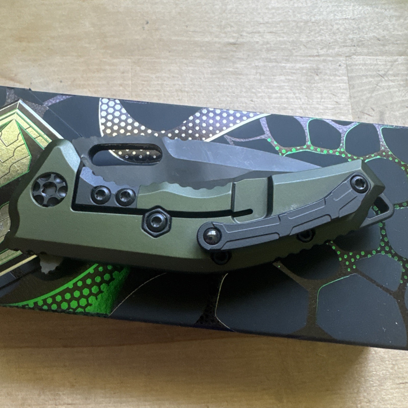 Heretic Knives Medusa Tanto DLC Magnacut Steel OD Green Framelock Made in USA
