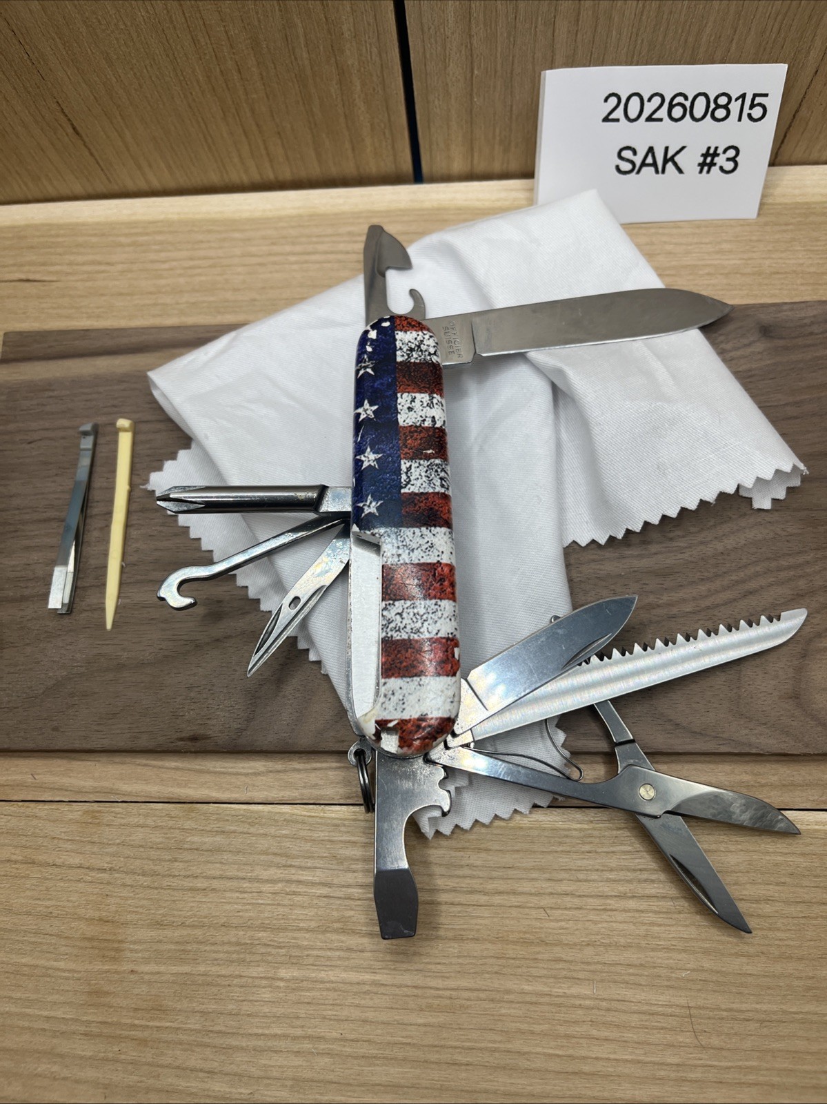 Swiss Army Knife Victorinox Fieldmaster Wounded Warrior Project US Seller