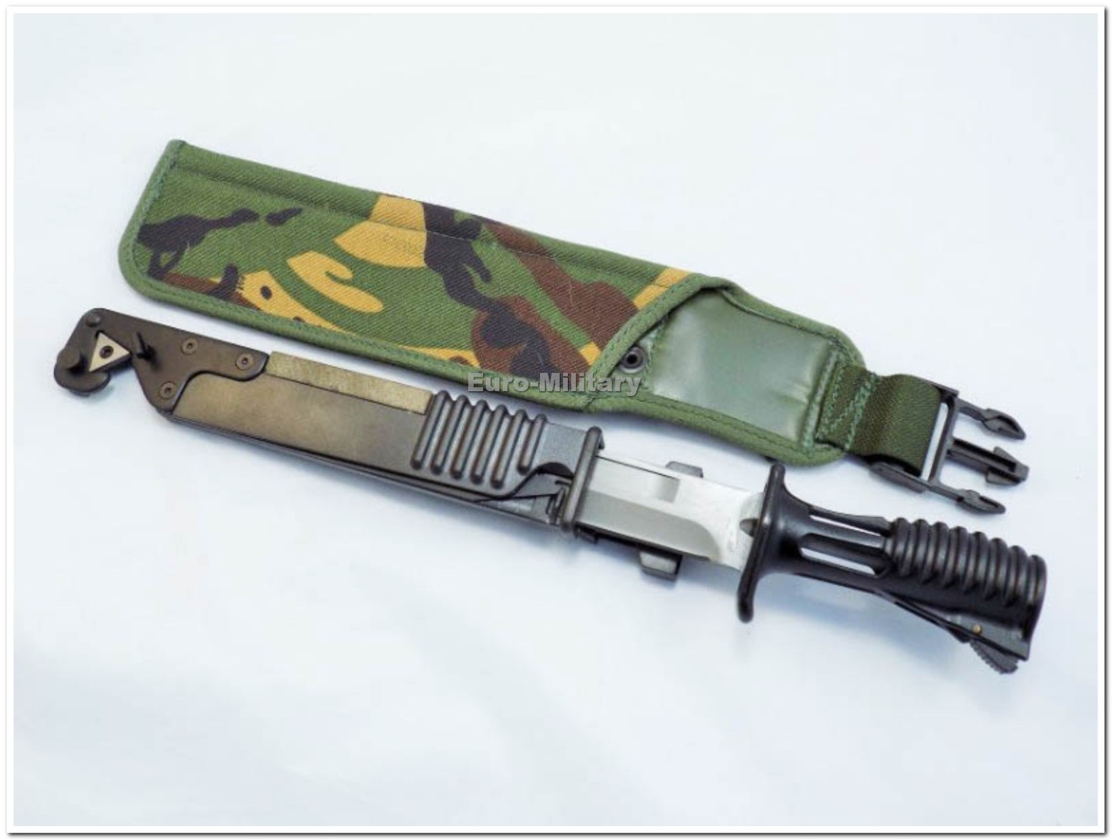 British Army SA80 L85 Knife w/ Plastic & DPM Camo Sheath – Repro