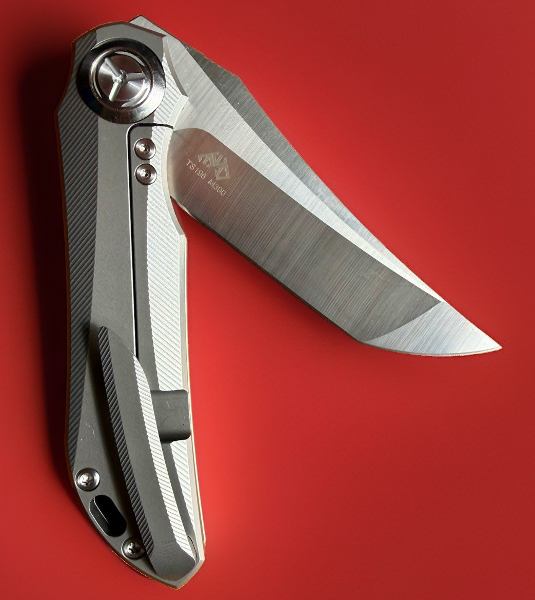 TwoSun TS195 Flipper Knife Titanium Handle M390 Reverse Tanto Blade – NIB