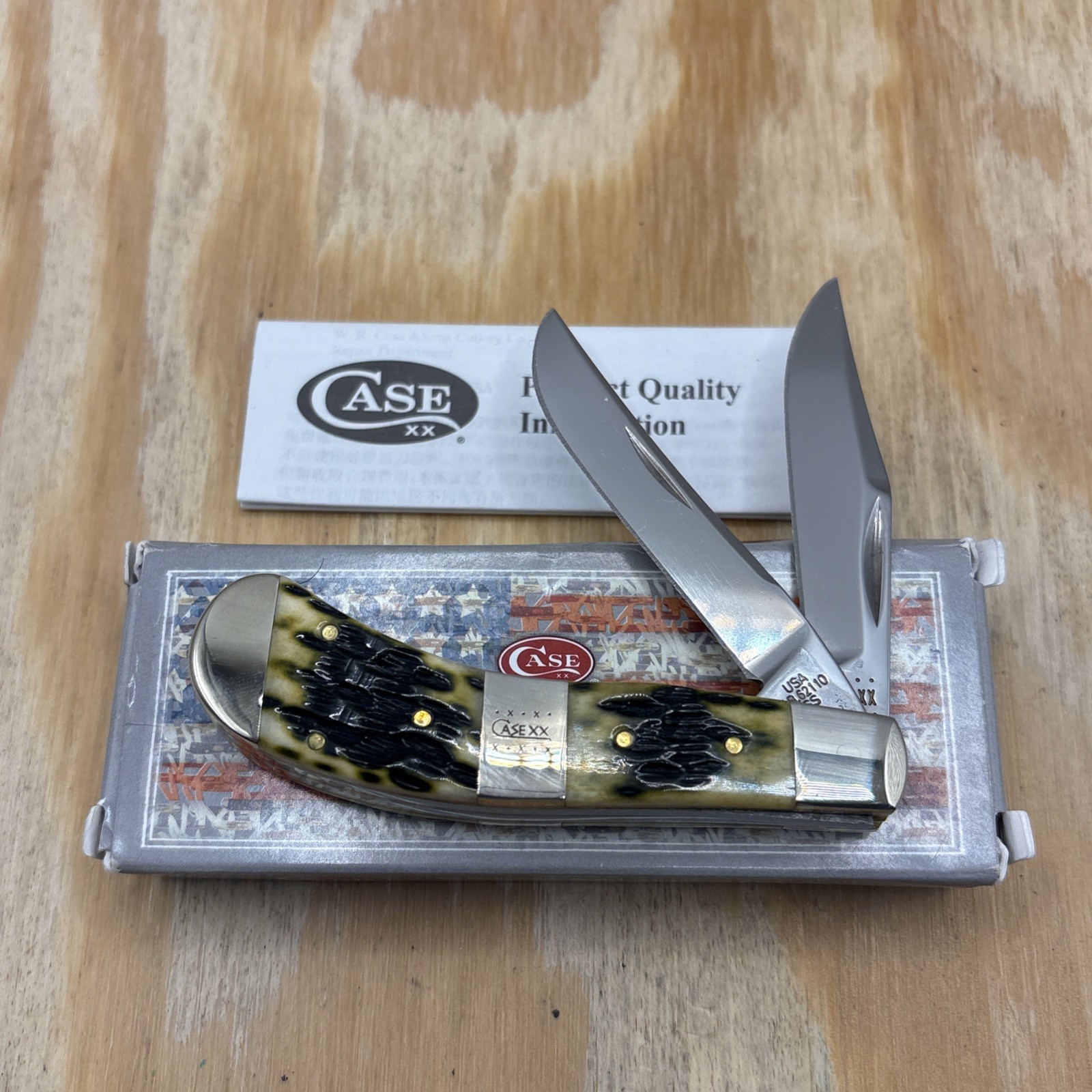 Case XX 2020 TB62110 Tony Bose Green Bone Cigar Band Saddlehorn Knife NIB