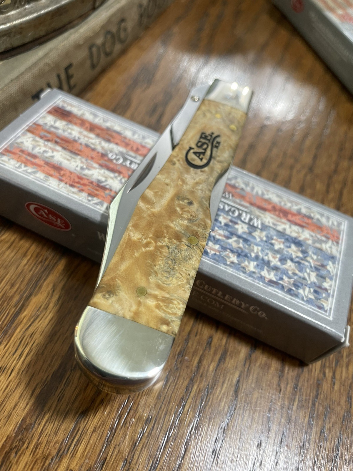 2020 Case XX 16567 Cheetah Natural Box Elder Smooth 7111 1/2 L SS