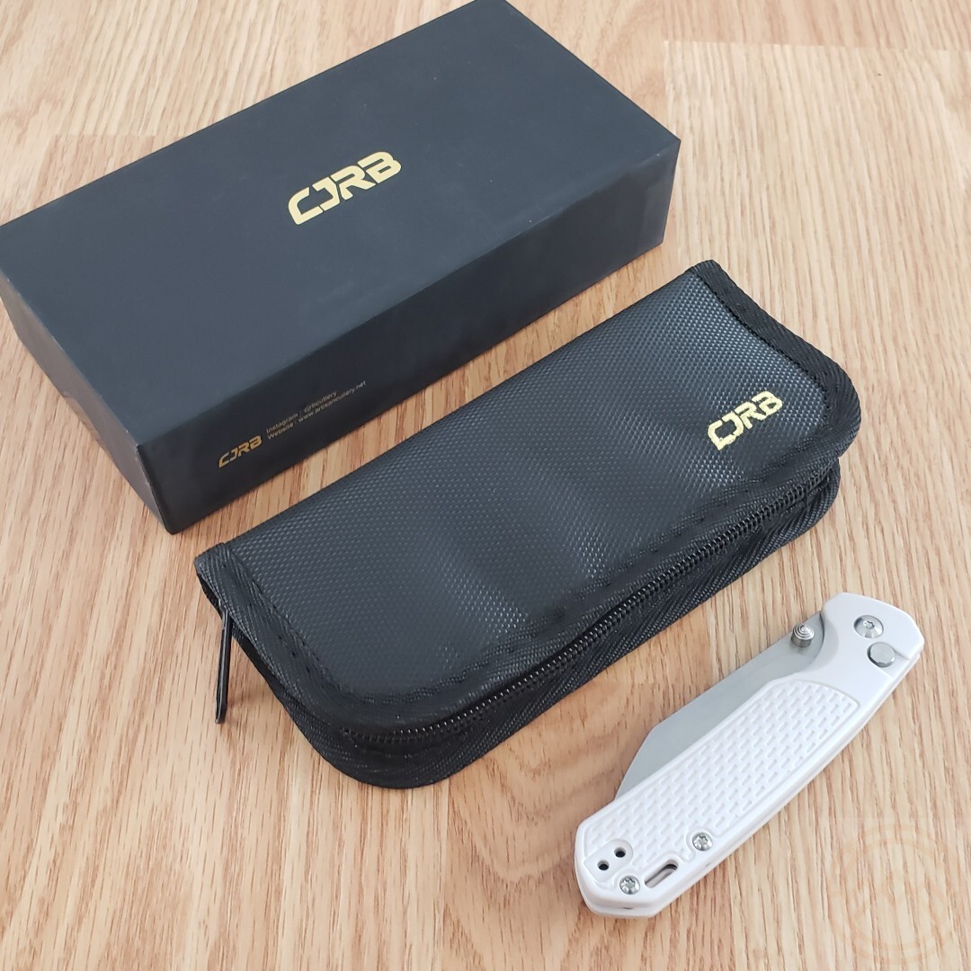 CJRB Pyrite Folding Knife 3.25″ CPM S90V Steel Blade Light Gray FRN Handle
