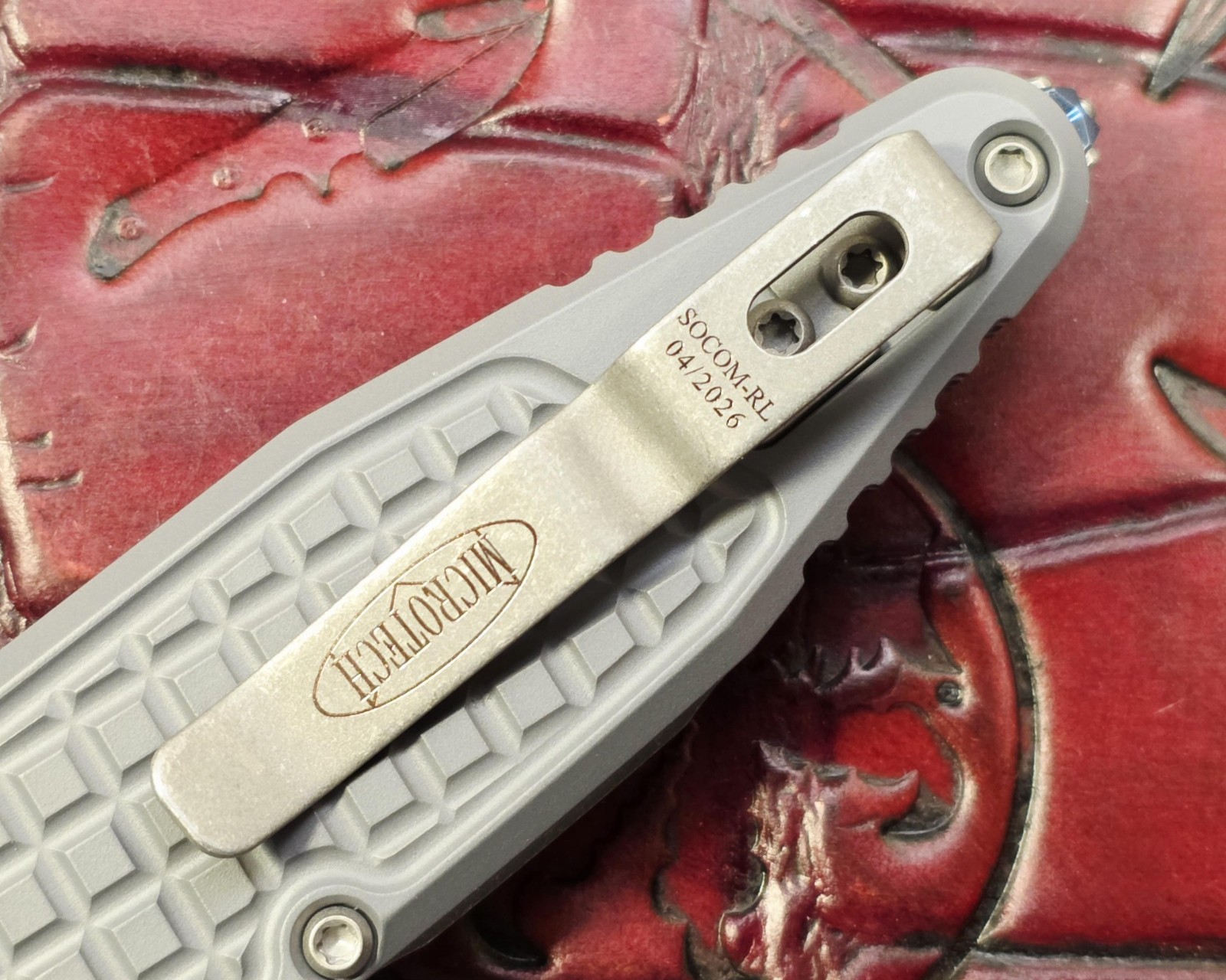 Microtech Socom RAM-LOK Manual – Cerakote Storm Grey – Frag – M390MK Blade