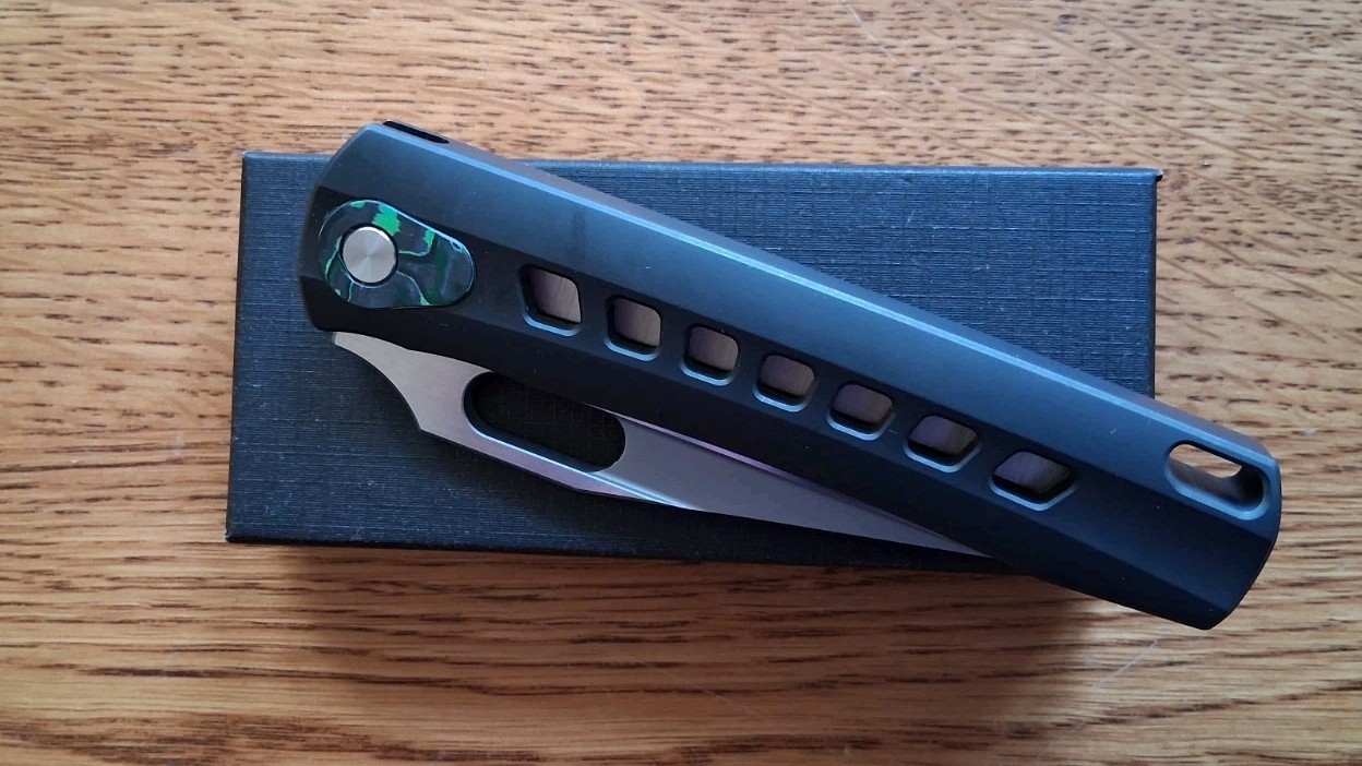 🔥TWO SUN – Folding Knife SOLID Ti Handle w/CF Inlay & M398 Blade (TS451-M398)