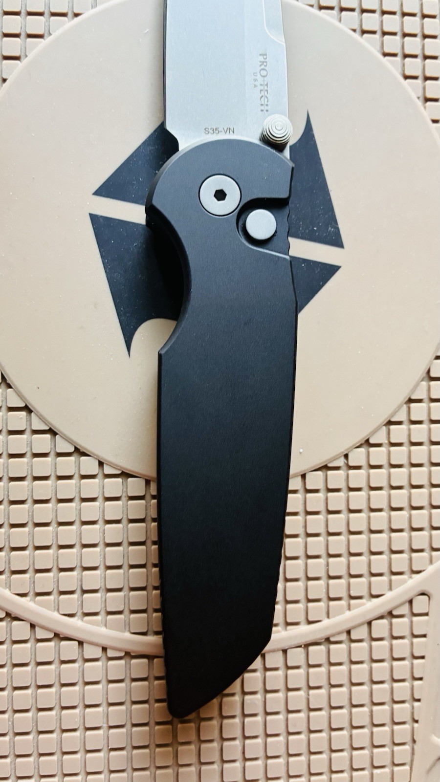 Pro-Tech TR-3 Integrity S35VN manual knife