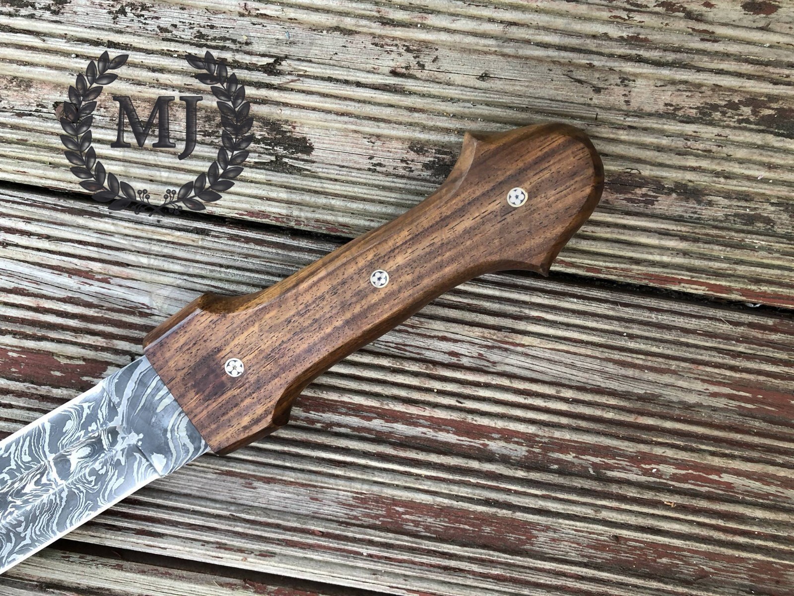 Custom Handmade Damascus Steel Hunting Sword Warrior Sword Double Edge Sheath