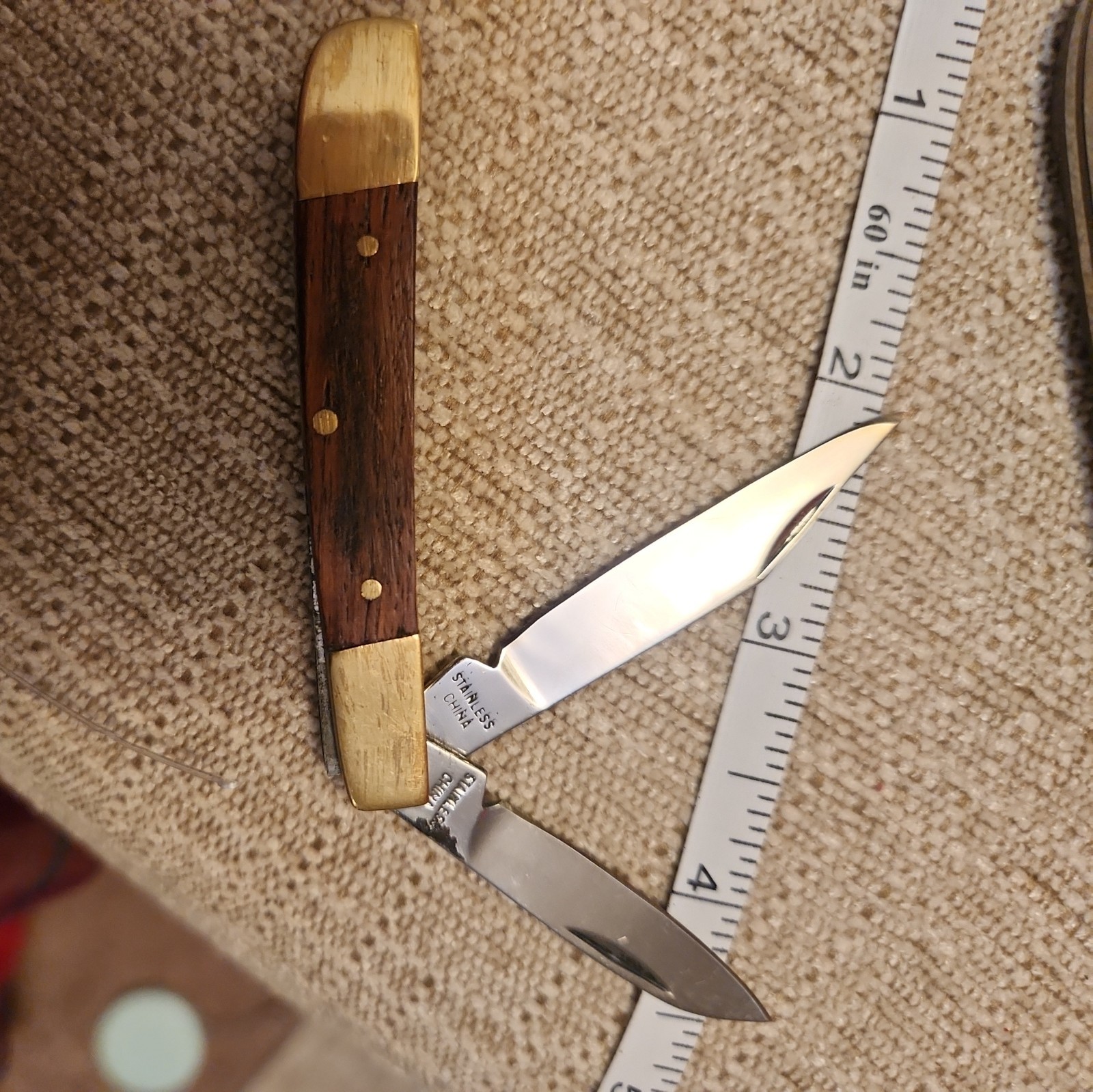 lot of 2 Vintage Small 2 Blade Wooden And Brass Pocket Knives
