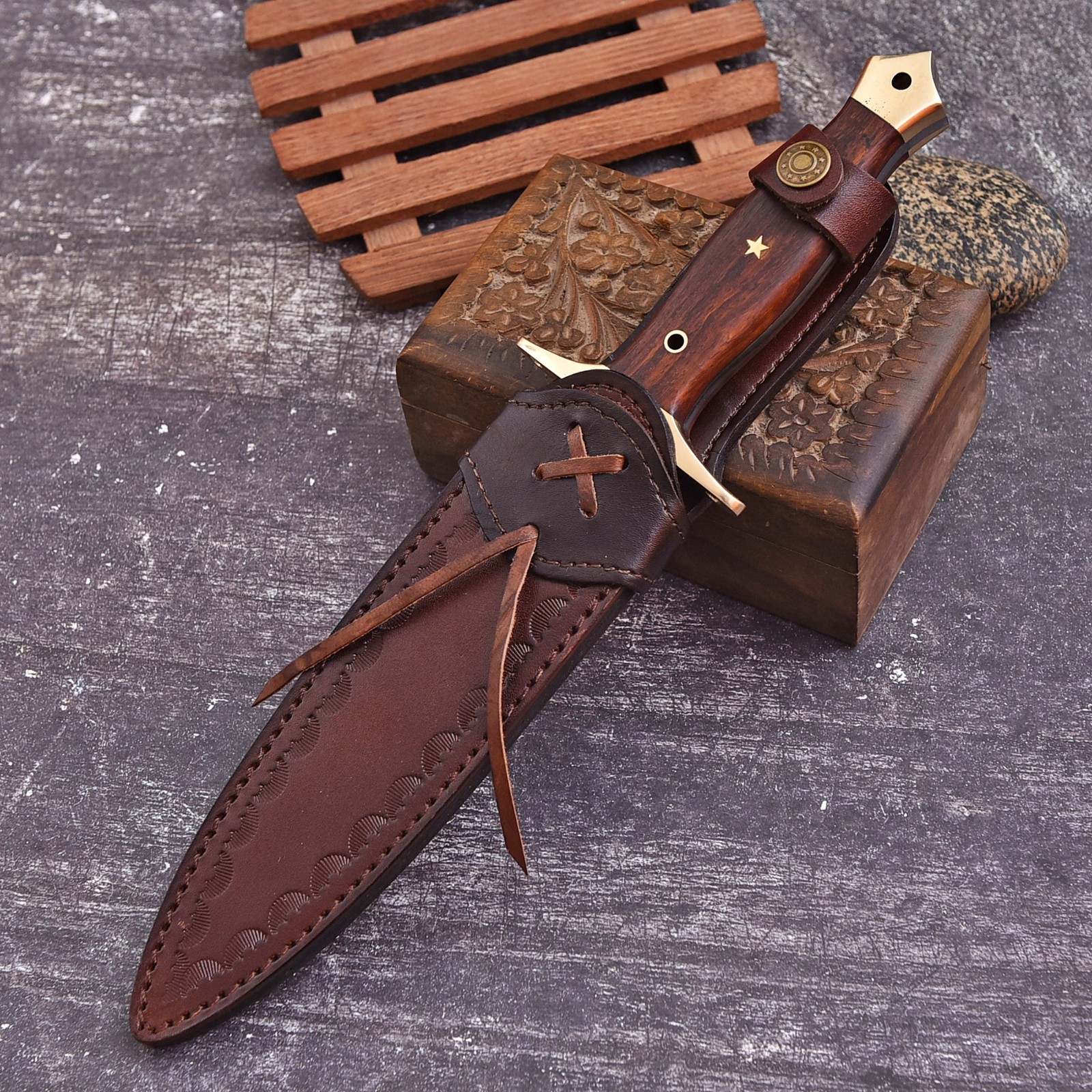 Handmade Damascus Dagger Athame Knife Wood Handle with sheath Christmas Gift