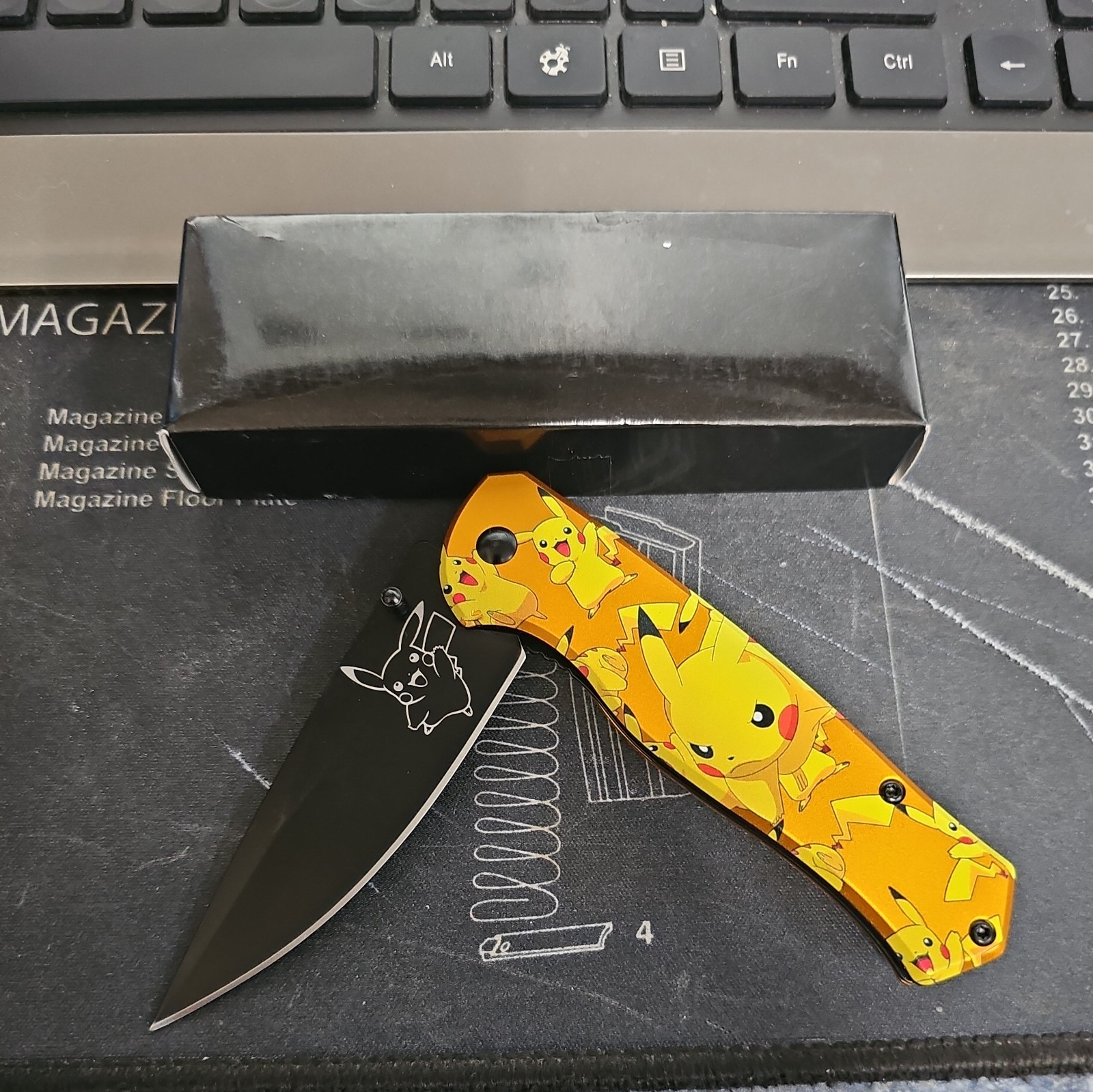 Pokemon Pikachu Drop Point Folding Pocketknife Liner Lock Clip #30