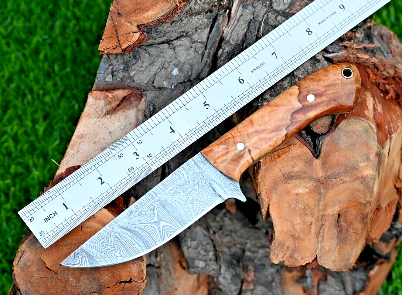 Custom Hand Made Hunting Skinning Knife Forged Damascus Steel Blade 2902