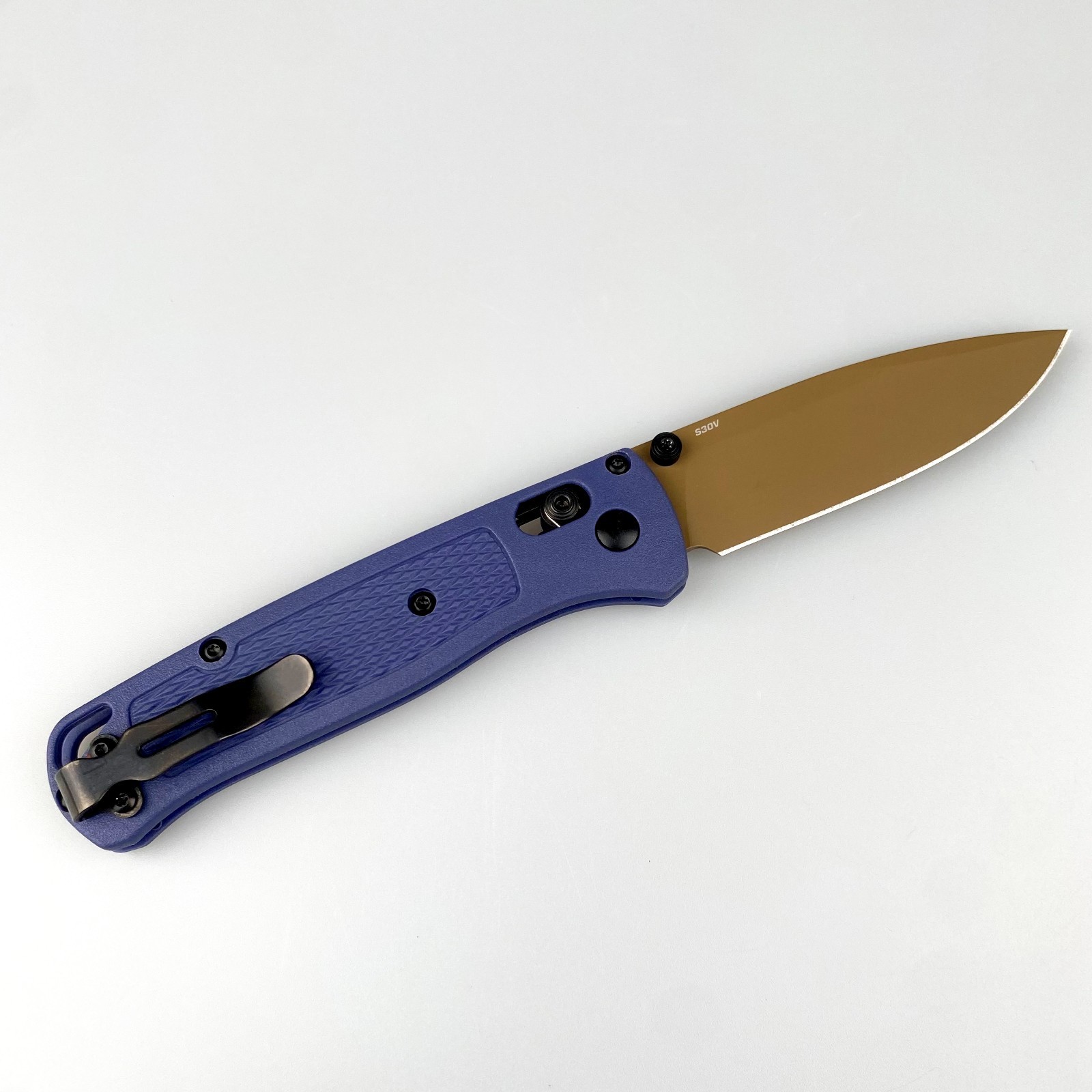 Benchmade 535FE-05 Bugout Knife Crater Blue Grivory Handle S30V Folding Knife