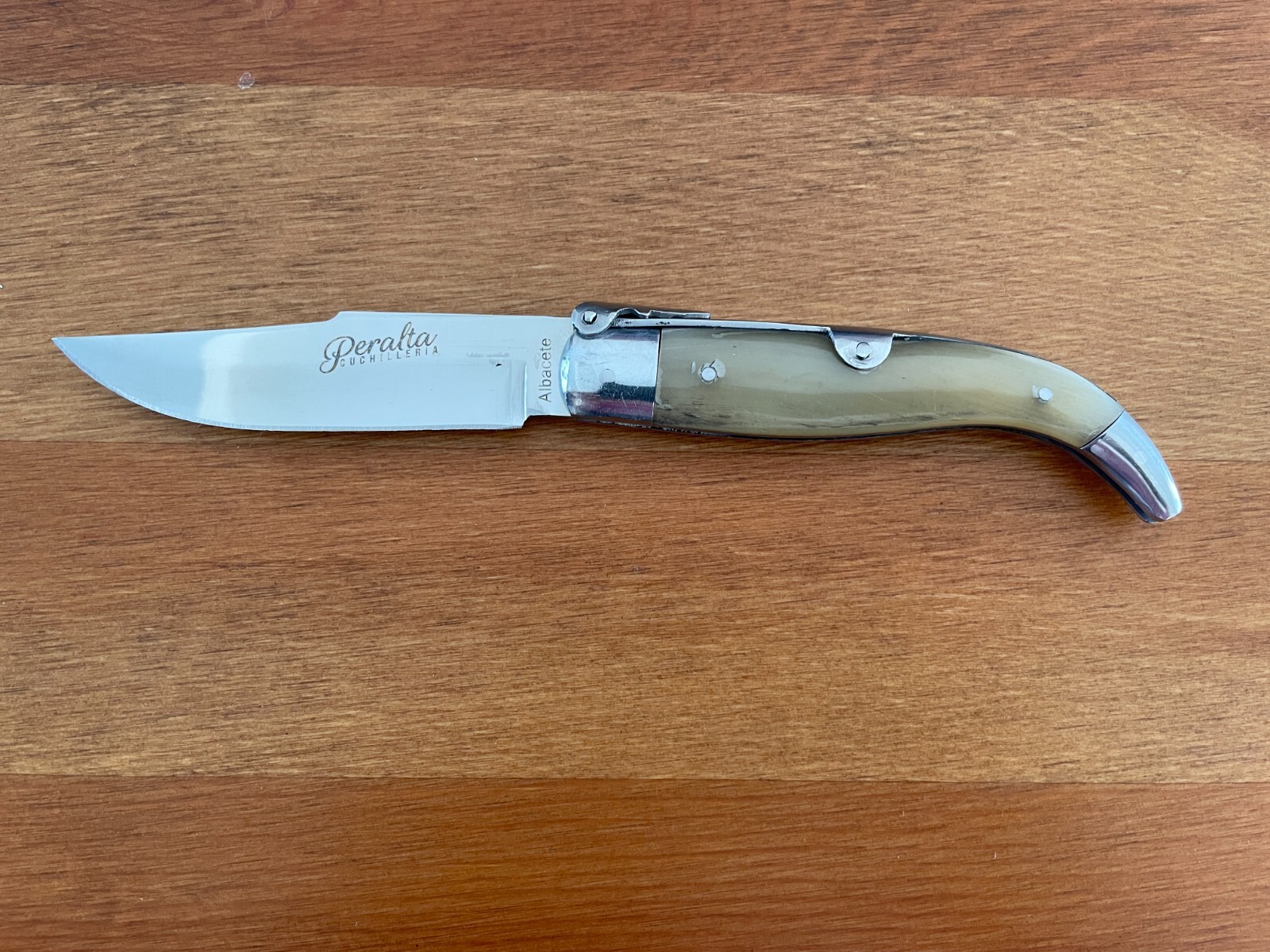 3.3” Spanish Navaja Teja Pocket Knife Bull Horn Handcrafted – USA Seller