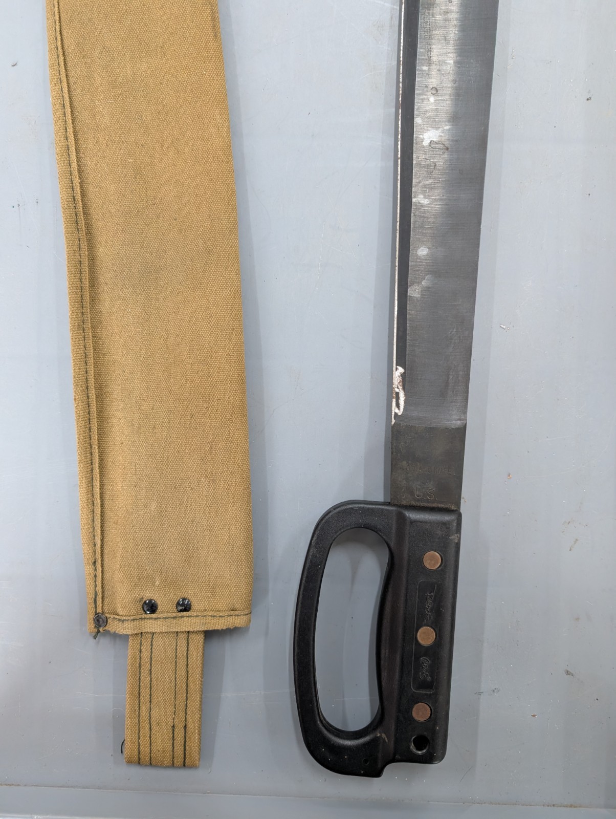 18 Inch Machete With Sheath