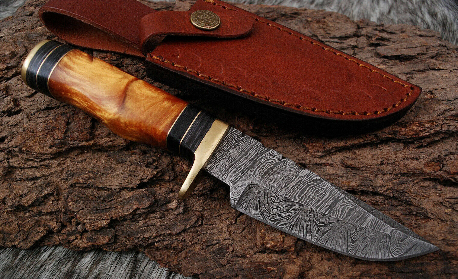 CUSTOM HAND FORGED DAMASCUS Steel Hunting Knife W/Resin & Brass Guard Handle