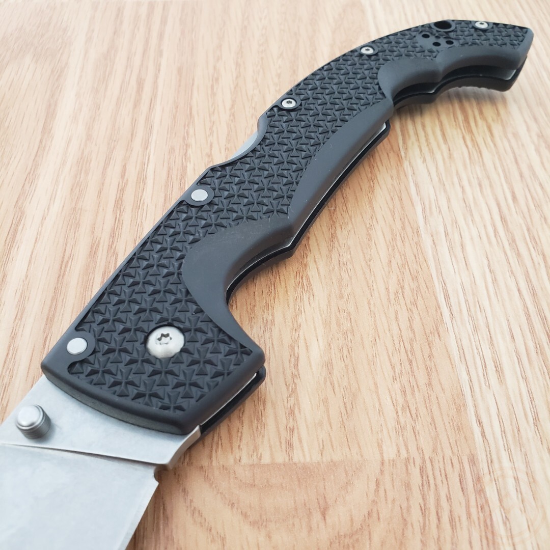 Cold Steel Voyager XL Lock Folding Knife 5.5″ AUS-10A Steel Blade Griv-Ex Handle