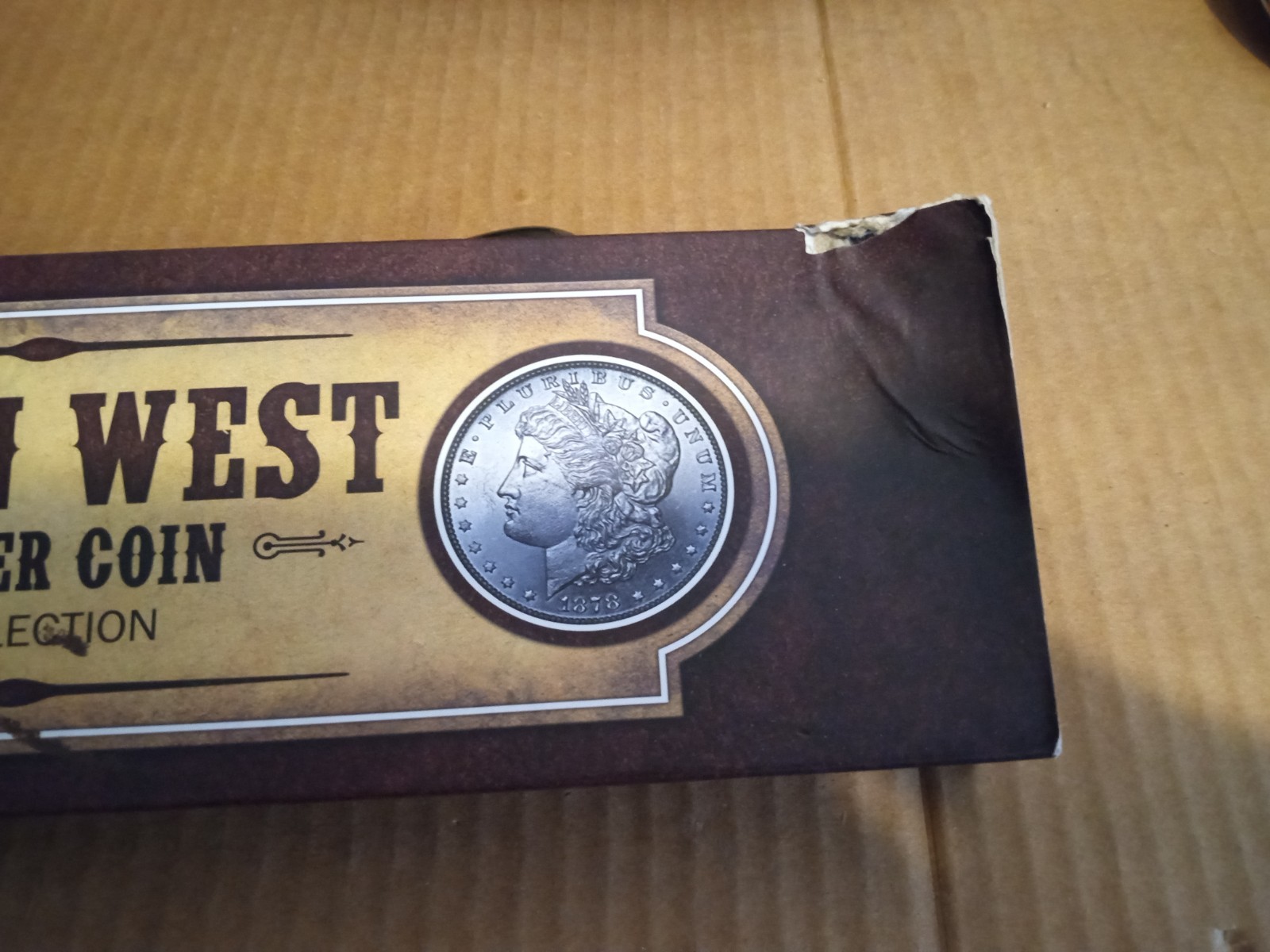 American West Gold and Silver Coin Bowie Knife Collection 7″ Blade Knife & Box