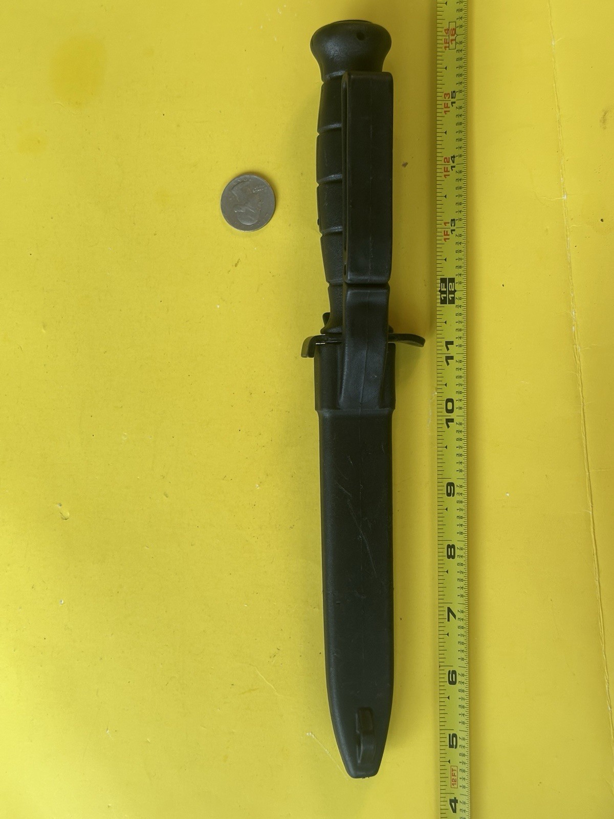 Glock 81 Field Survival Knife Made in Austria with sheath Saw Back