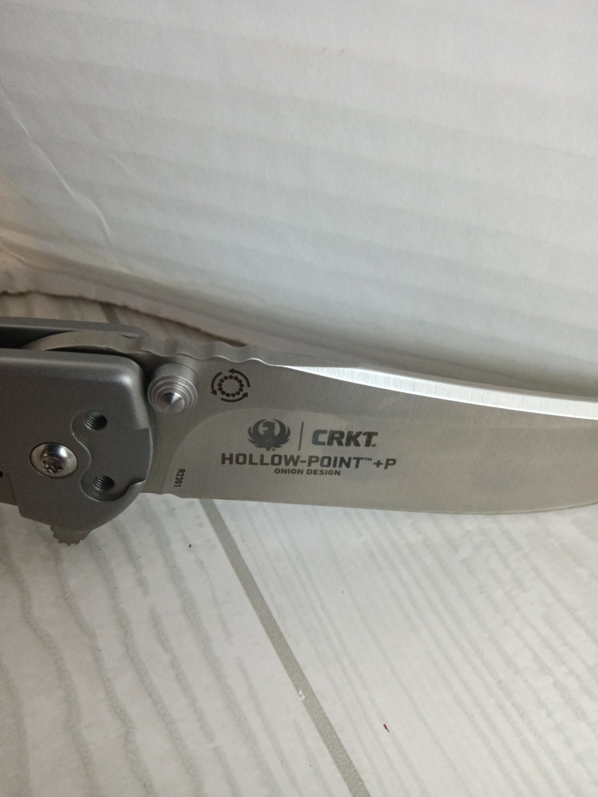 CRKT Ruger Hollow-Point +P Folding Pocket Knife Model #R2301 NIB