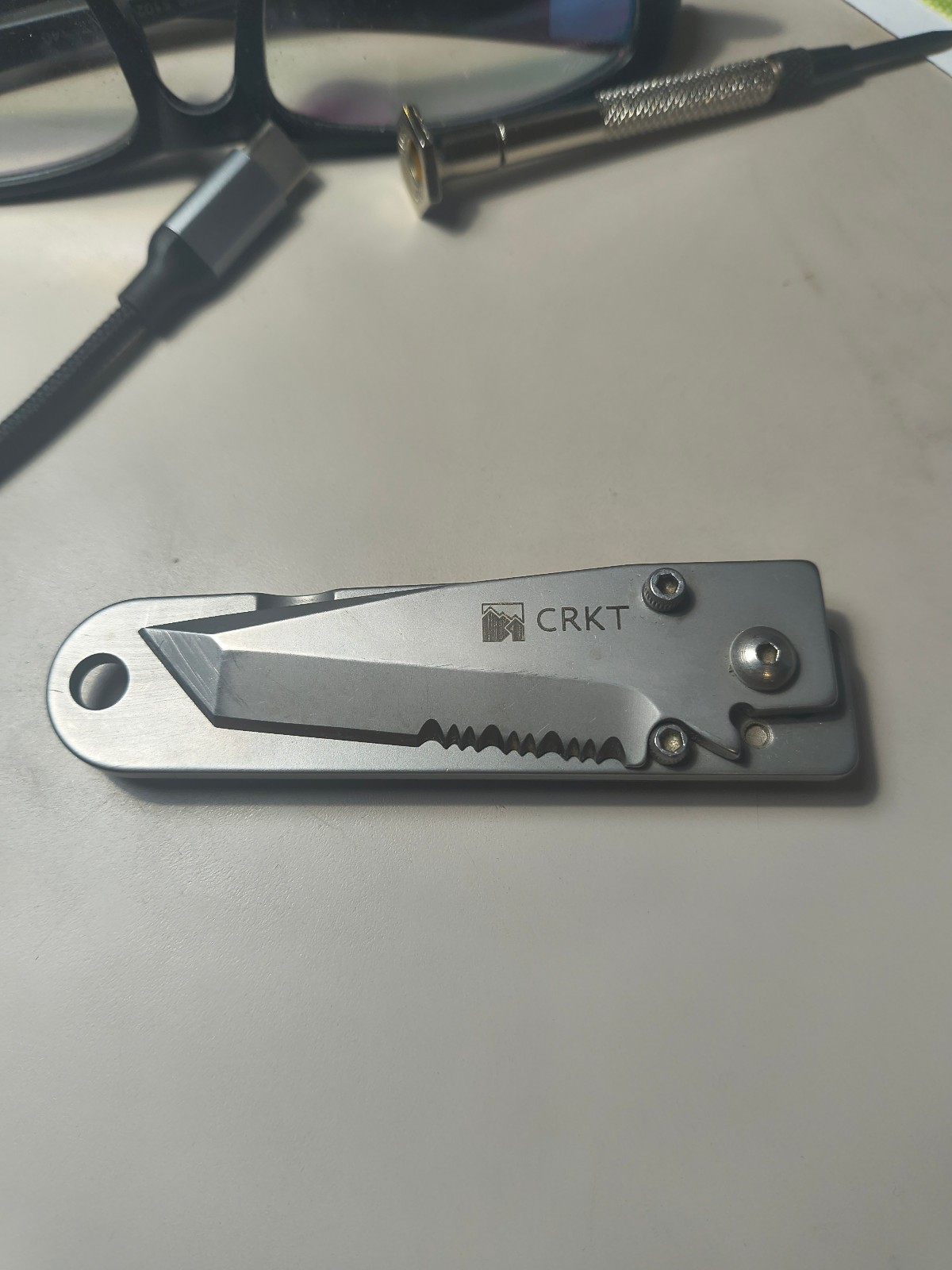CRKT Folding Knife Kiss 5500 Tanto