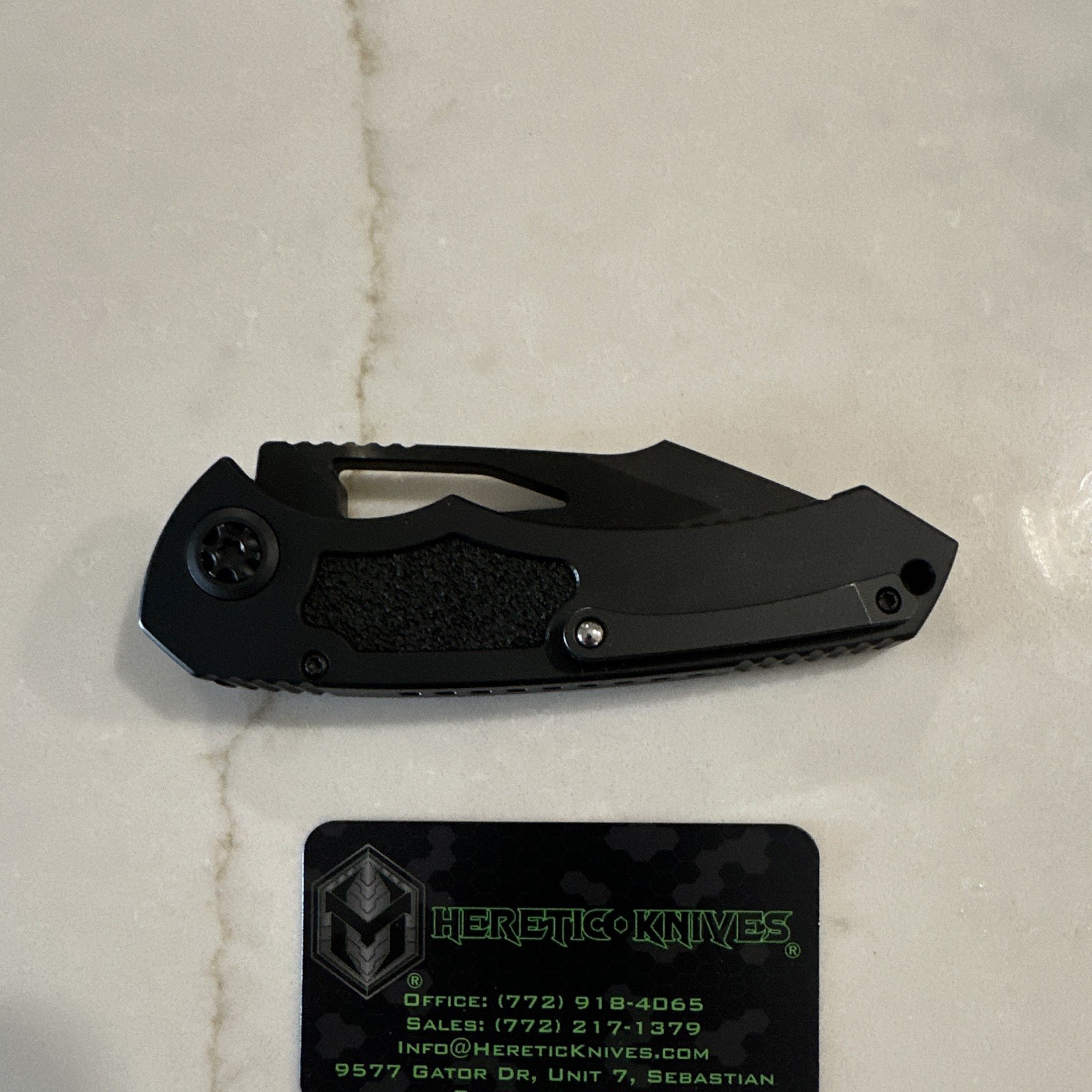 Heretic Knives Pariah H046-6A-T Manual Pocketknife Drop Point Plain Button Lock
