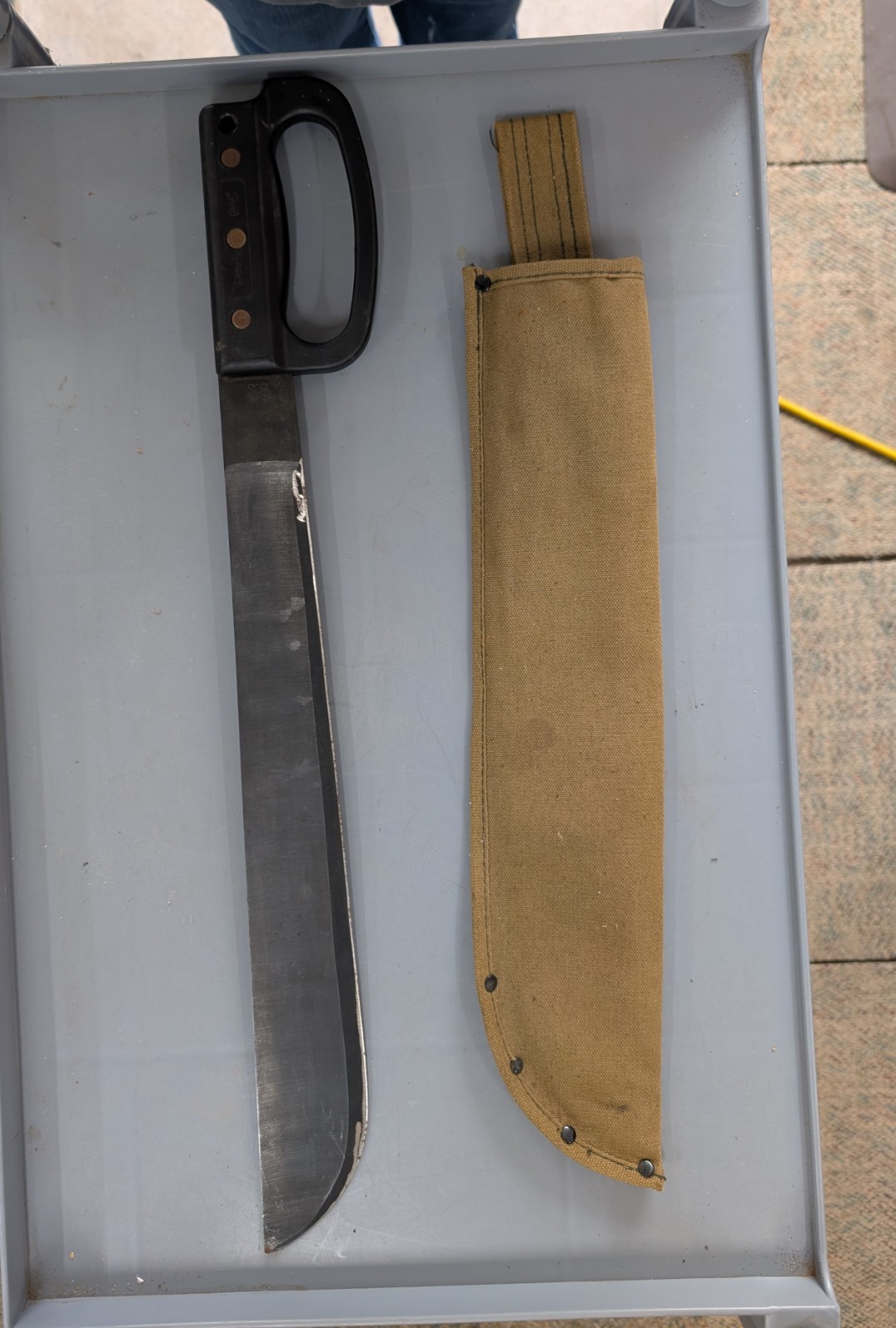 18 Inch Machete With Sheath