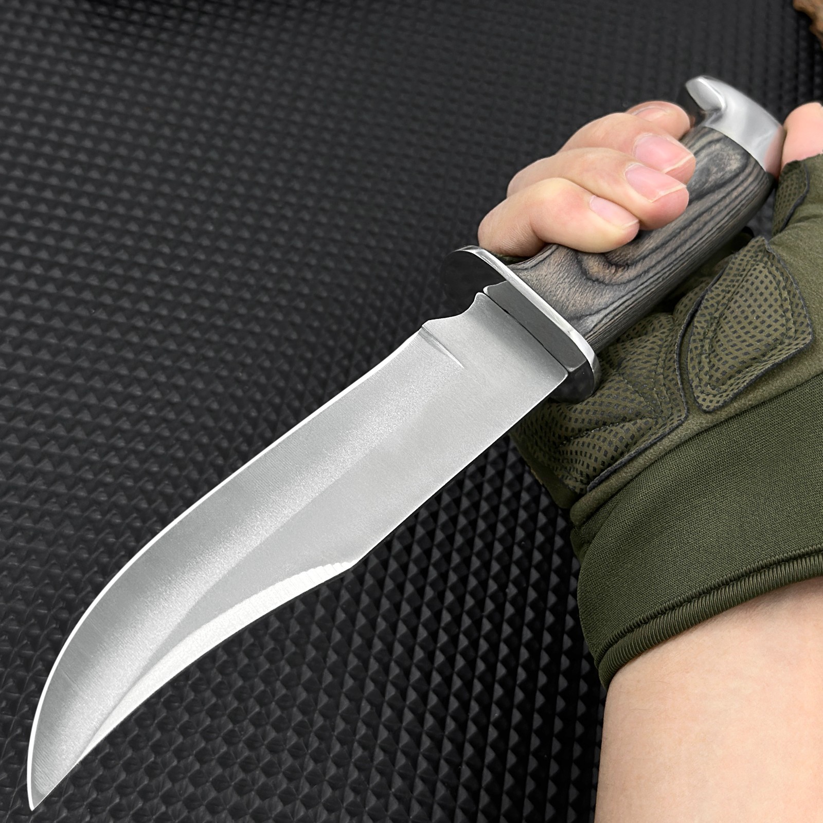 Lightweight Fixed Blade Knife Non-slip Grip Synthetic Leather Sheath