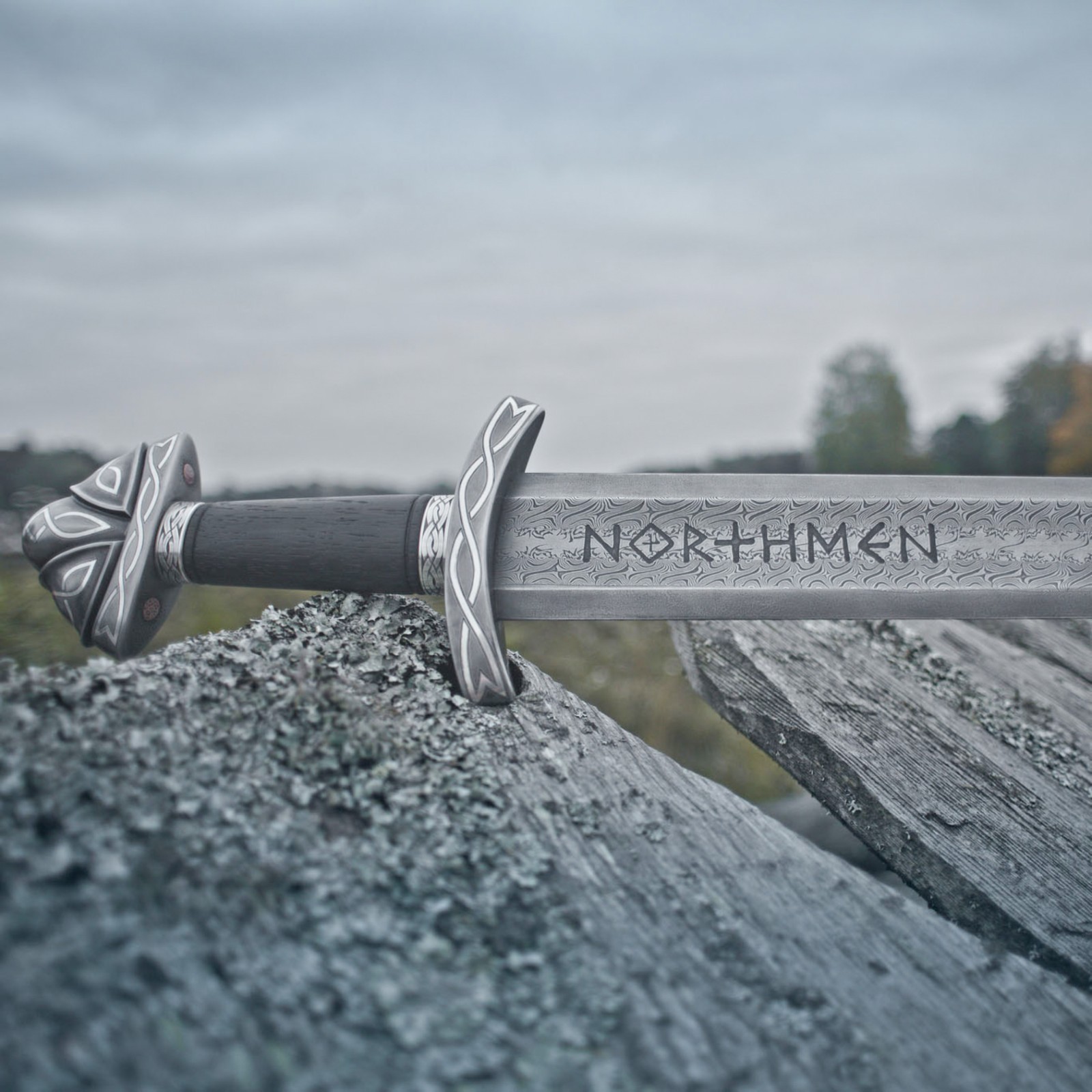 Handmade Northman Viking Damascus Steel Sword W/Scabbard Long Roman Sword