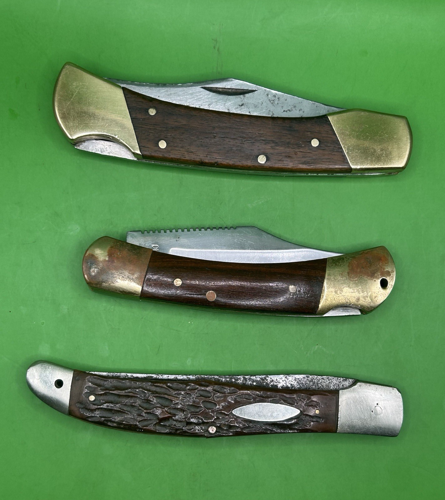 Lot of 3 Vintage Folding Pocket Knives Lockback Trapper Pakistan China Multi