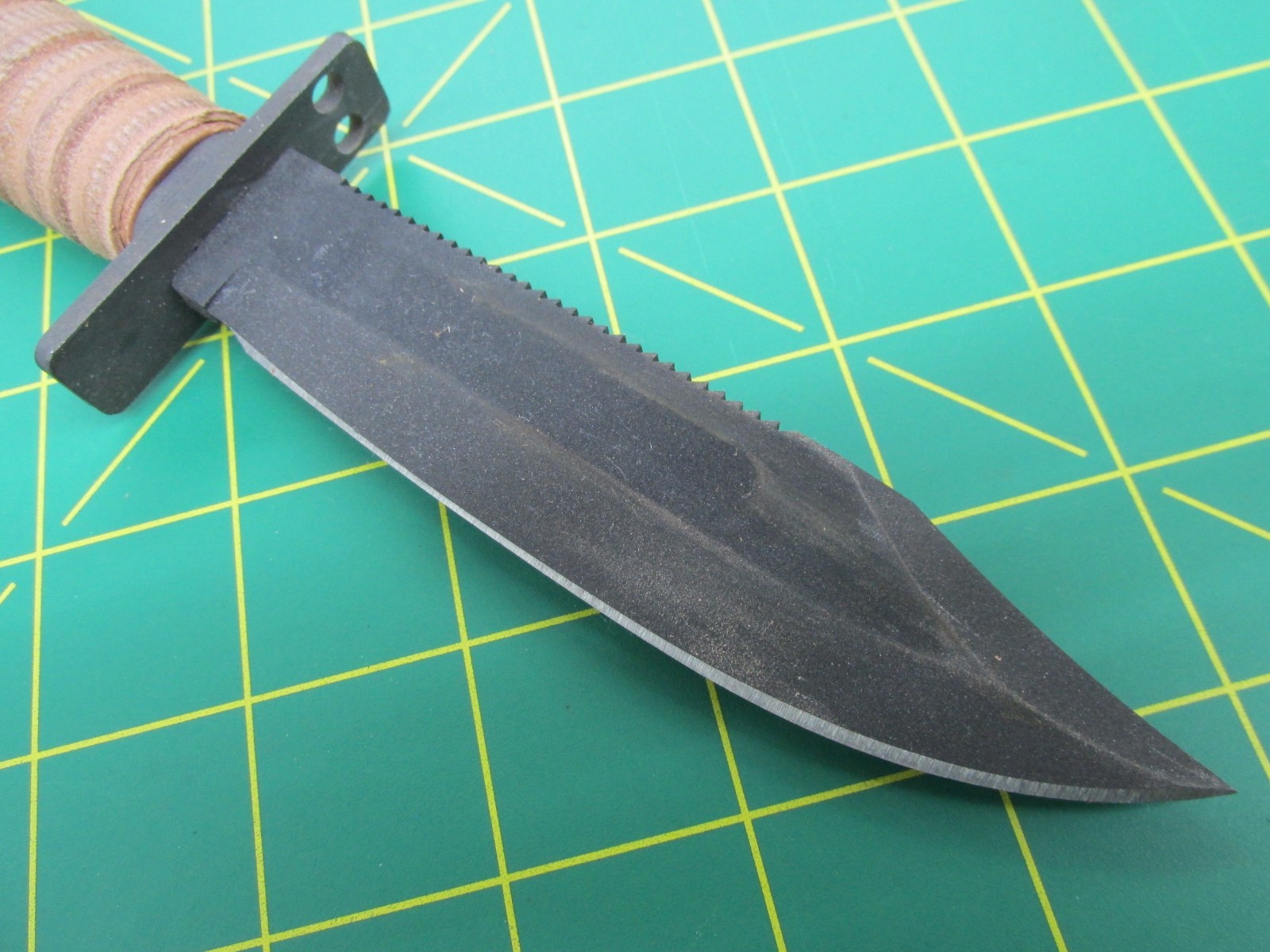 Genuine U.S. Military Ontario Jet / Helicopter Pilot Survival Knife Dated 3-11