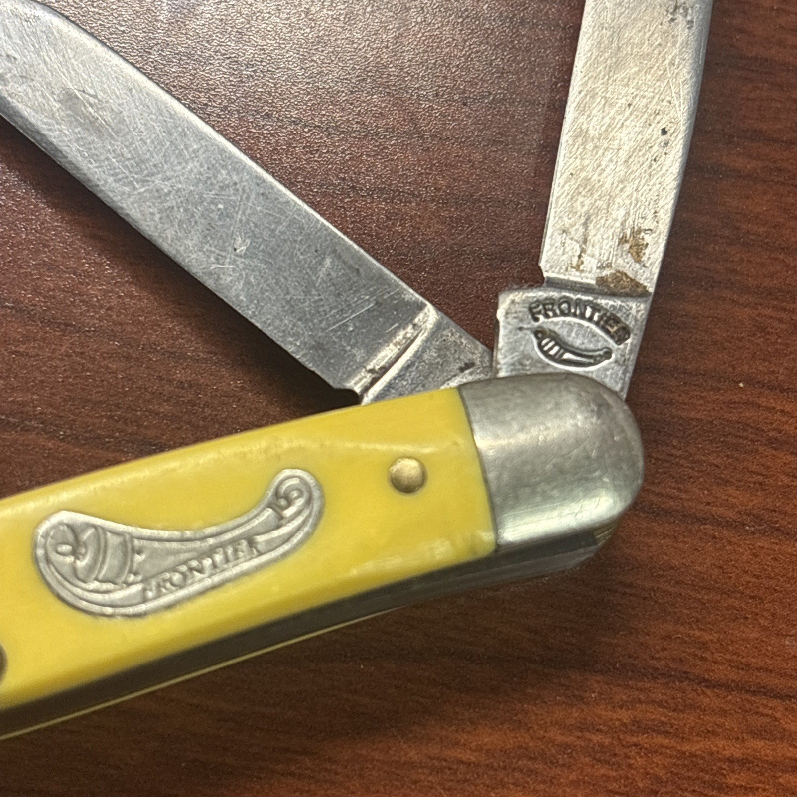 Vintage Frontier Series By Imperial Three-Blade Pocket Knife Model 4233