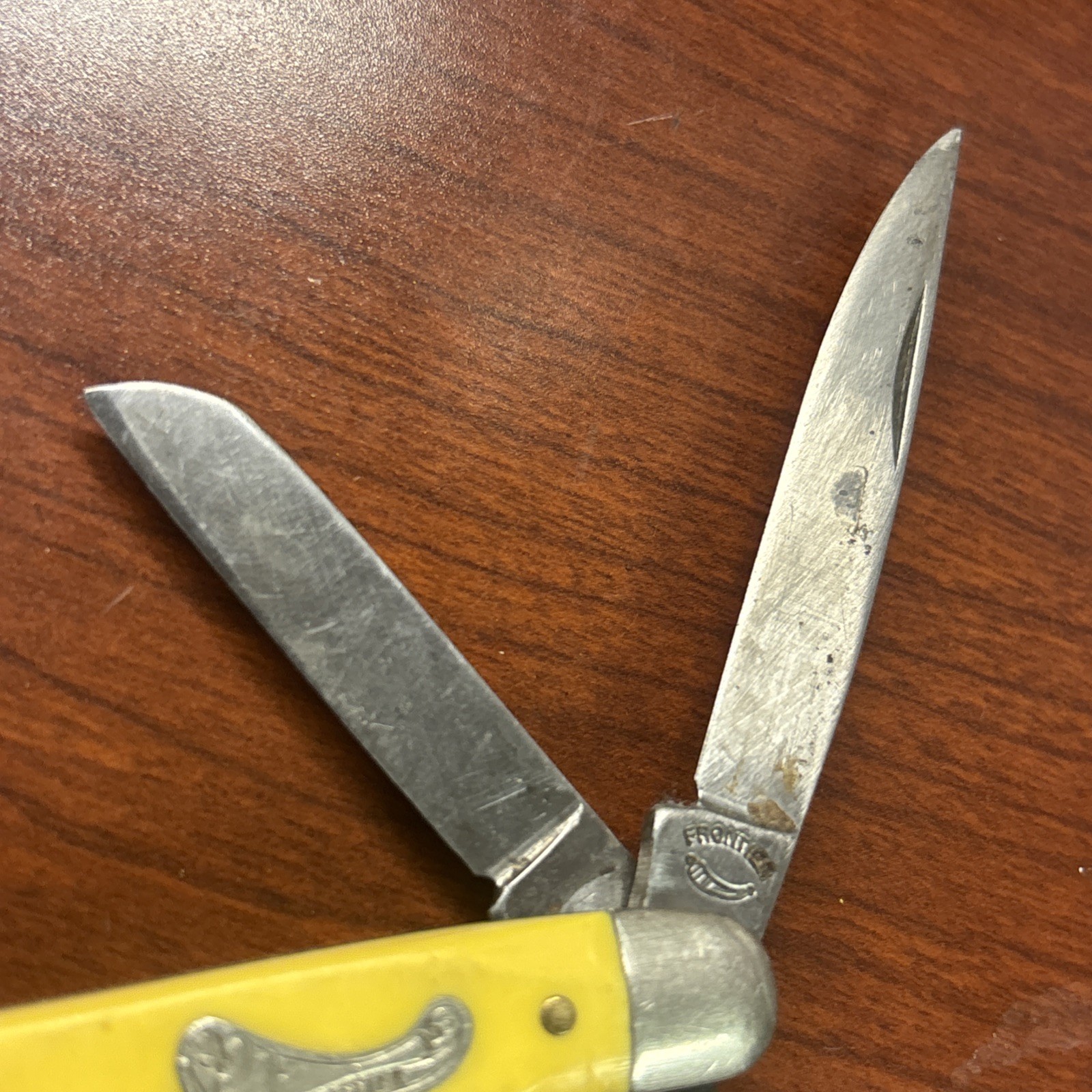 Vintage Frontier Series By Imperial Three-Blade Pocket Knife Model 4233