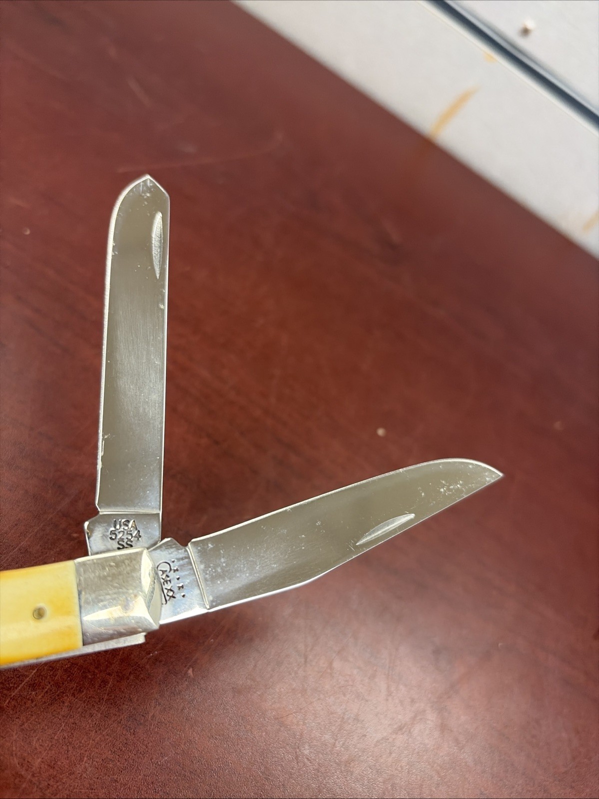 Case XX 5254 SS Trapper Knife With Stag Handle. Year 2000. Used Lightly.