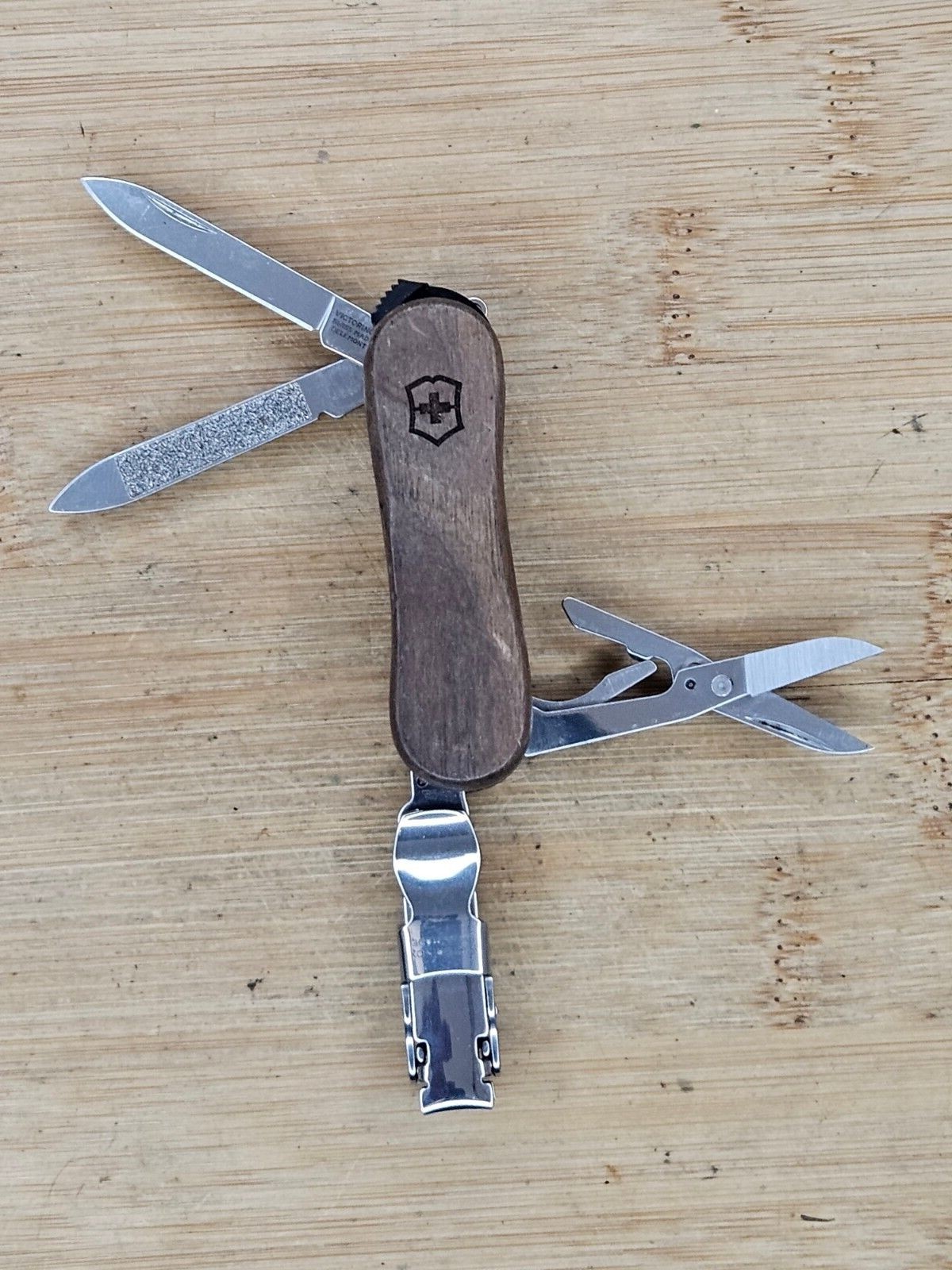 Victorinox Classic SD Mini Swiss Army Pocket Knife Assrtd Colors Pre-Owned 58mm