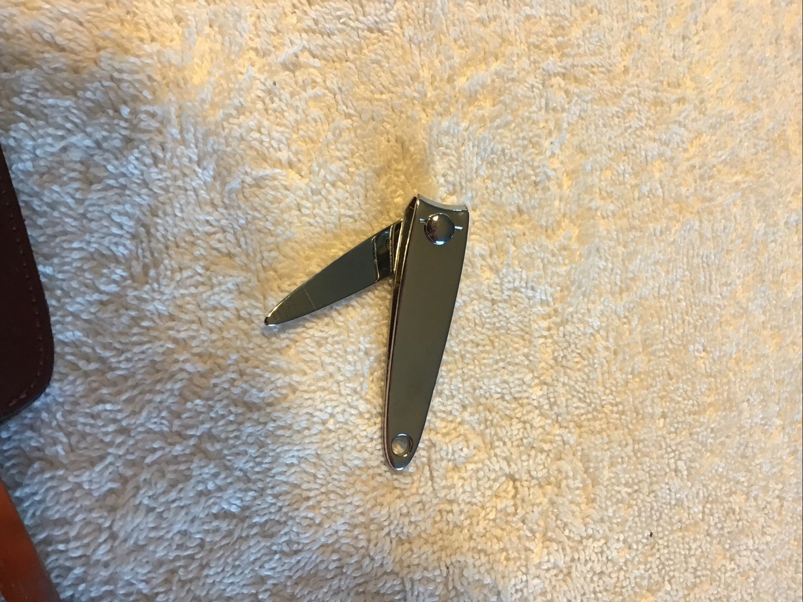 Bassett Pocket Knife Nail File Opener Leather case & Nail clipper Branded “LAYS”