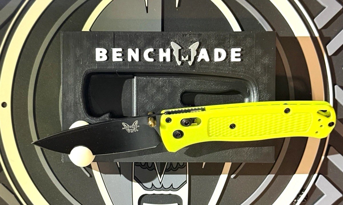 BENCHMADE 535 BUGOUT NEON Pocketknife Stainless Drop Point Plain Manual Axis