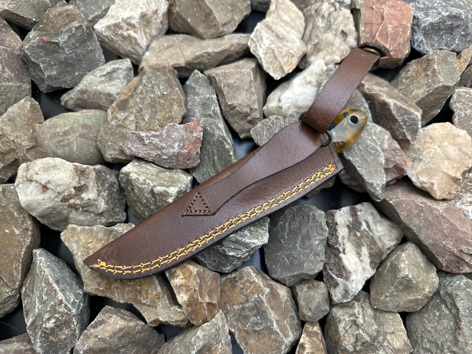 Custom Handmade Fixed Blade Hunting Outdoor EDC Knife W/ Burl Type Resin Handle
