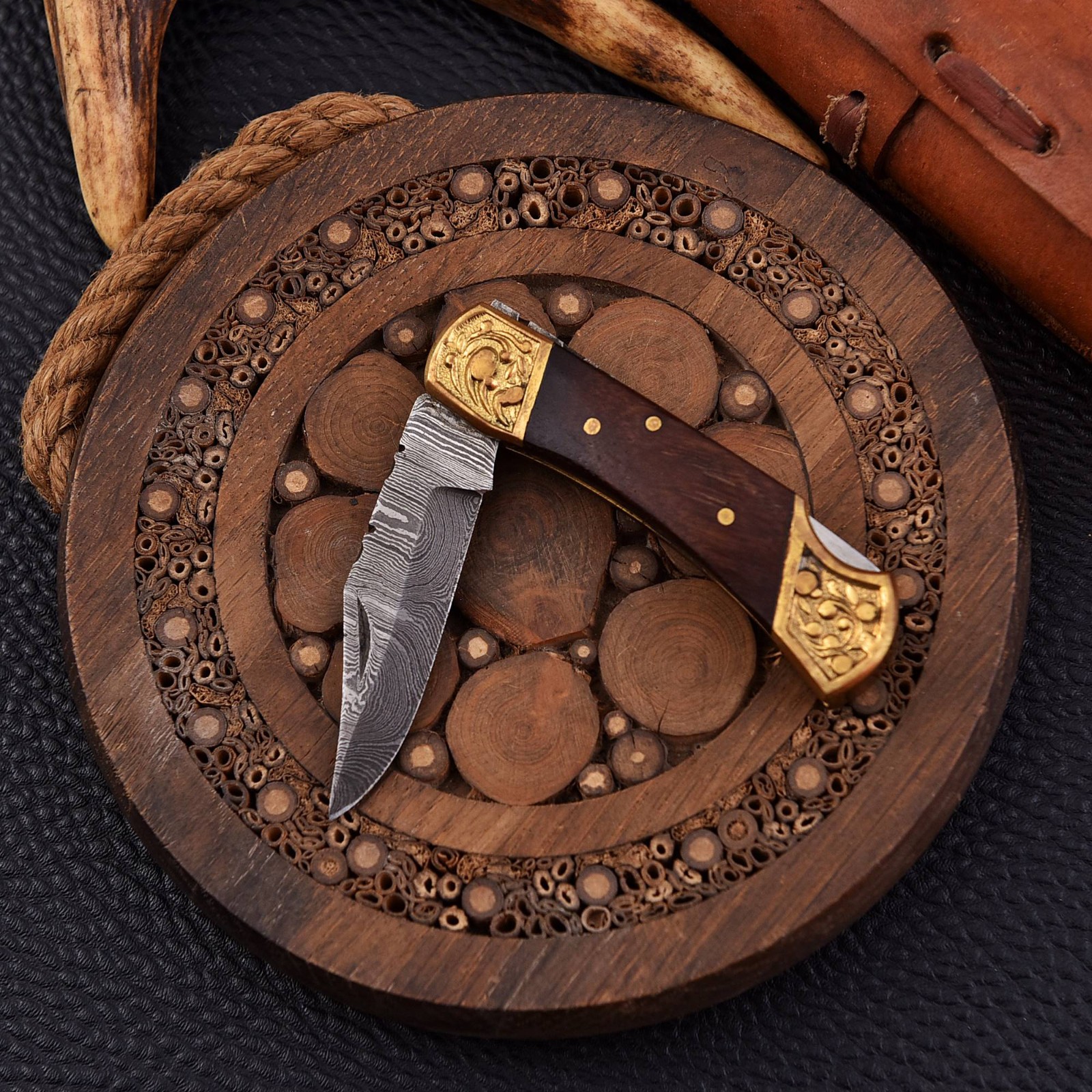 Hand Forged Damascus Steel Blade Backlock Folding Pocket Knife Hunting EDC