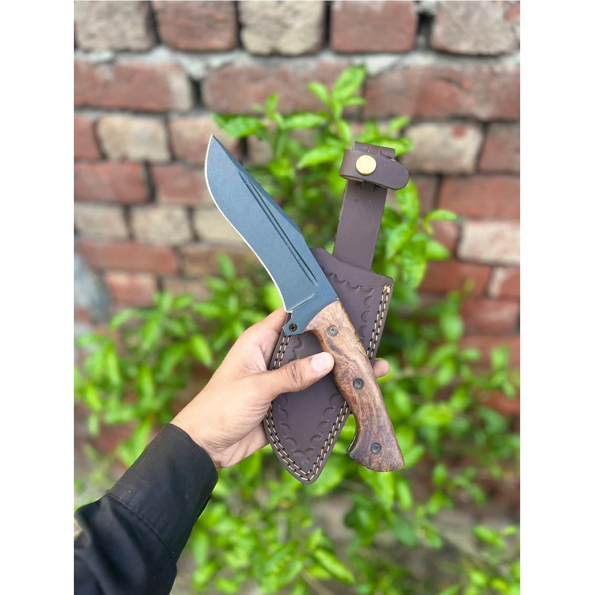 Handmade D2 Steel Hunting Bowie Knife Bushcraft Survival Outdoor Camping Tool
