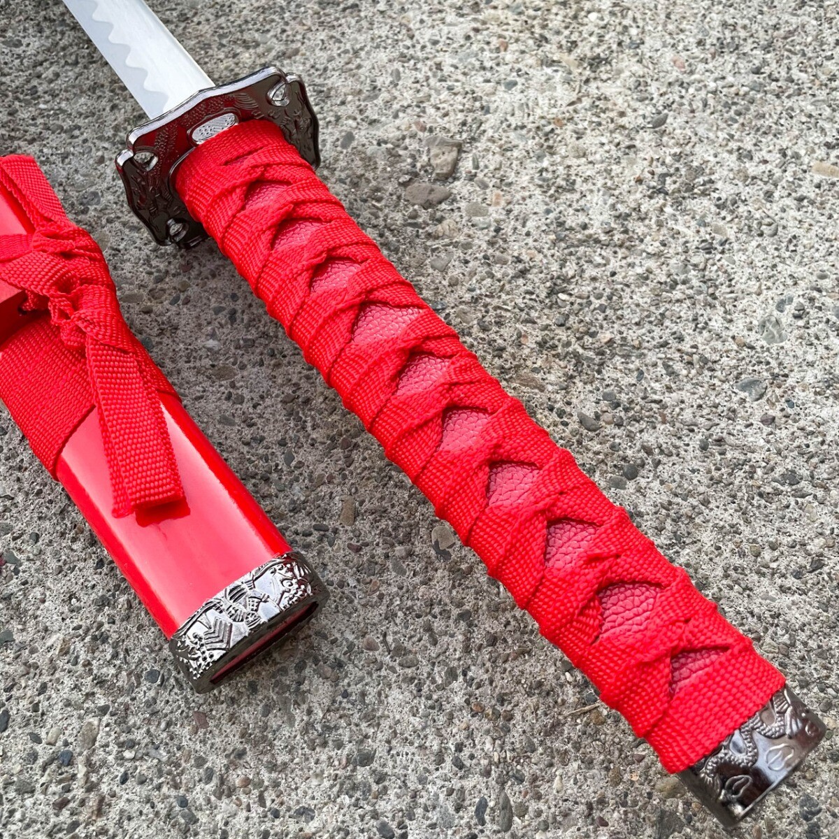 Japanese Samurai Sword KATANA High Carbon Steel Ninja Blade Dragon Tang Wood RED